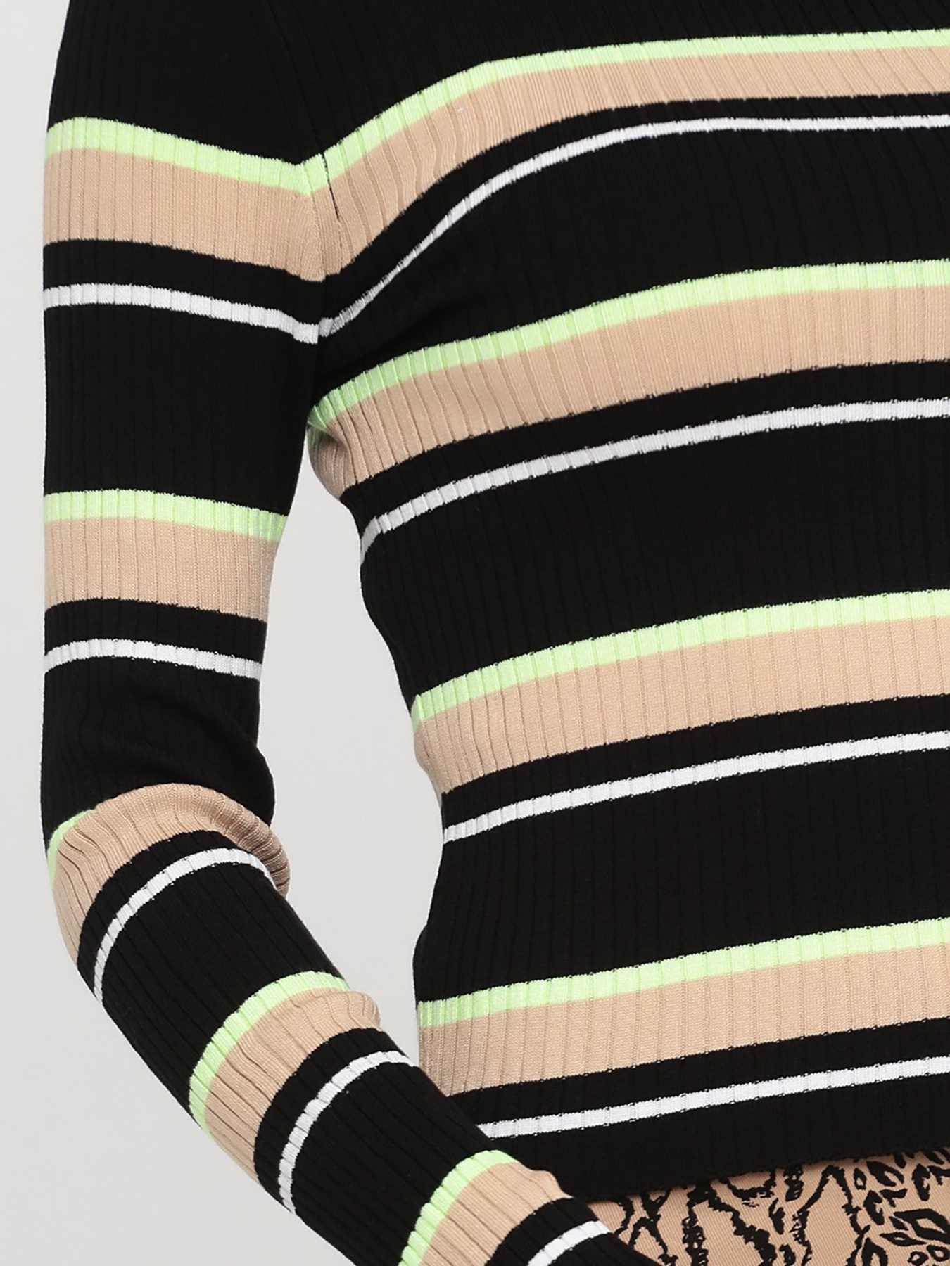 Кофты и свитера H&M модель 5741091abr_бежево-черный Фото