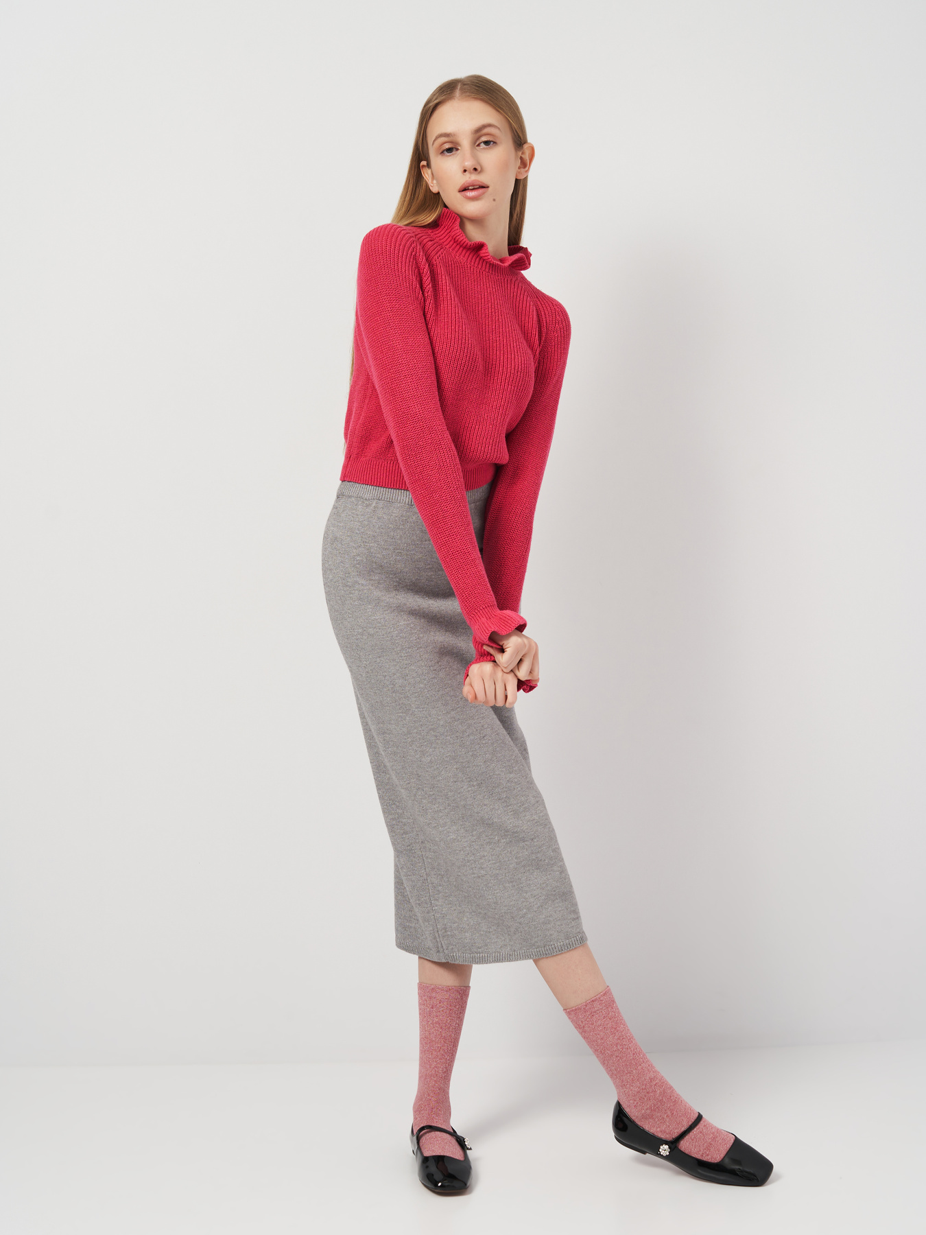 Худи и свитшоты H&M модель 9148682arl_Малиновый Худи и свитшоты H&M модель 9148682arl_Малиновый Фото