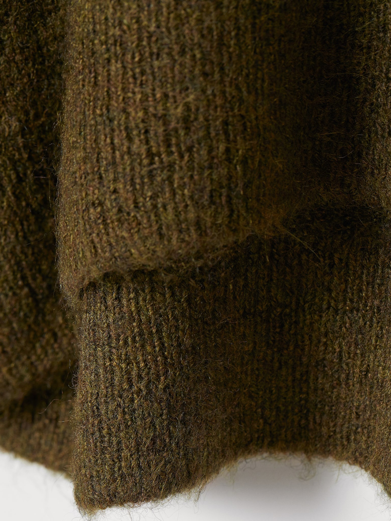 Худи и свитшоты H&M модель 6932420wer_Хаки Фото