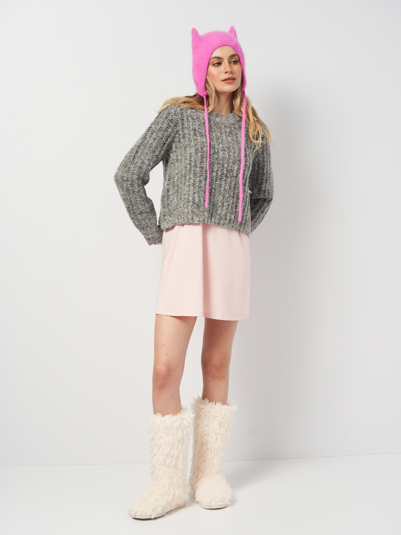 Кофты и свитера Weekday модель 1002034arl_Серый Фото