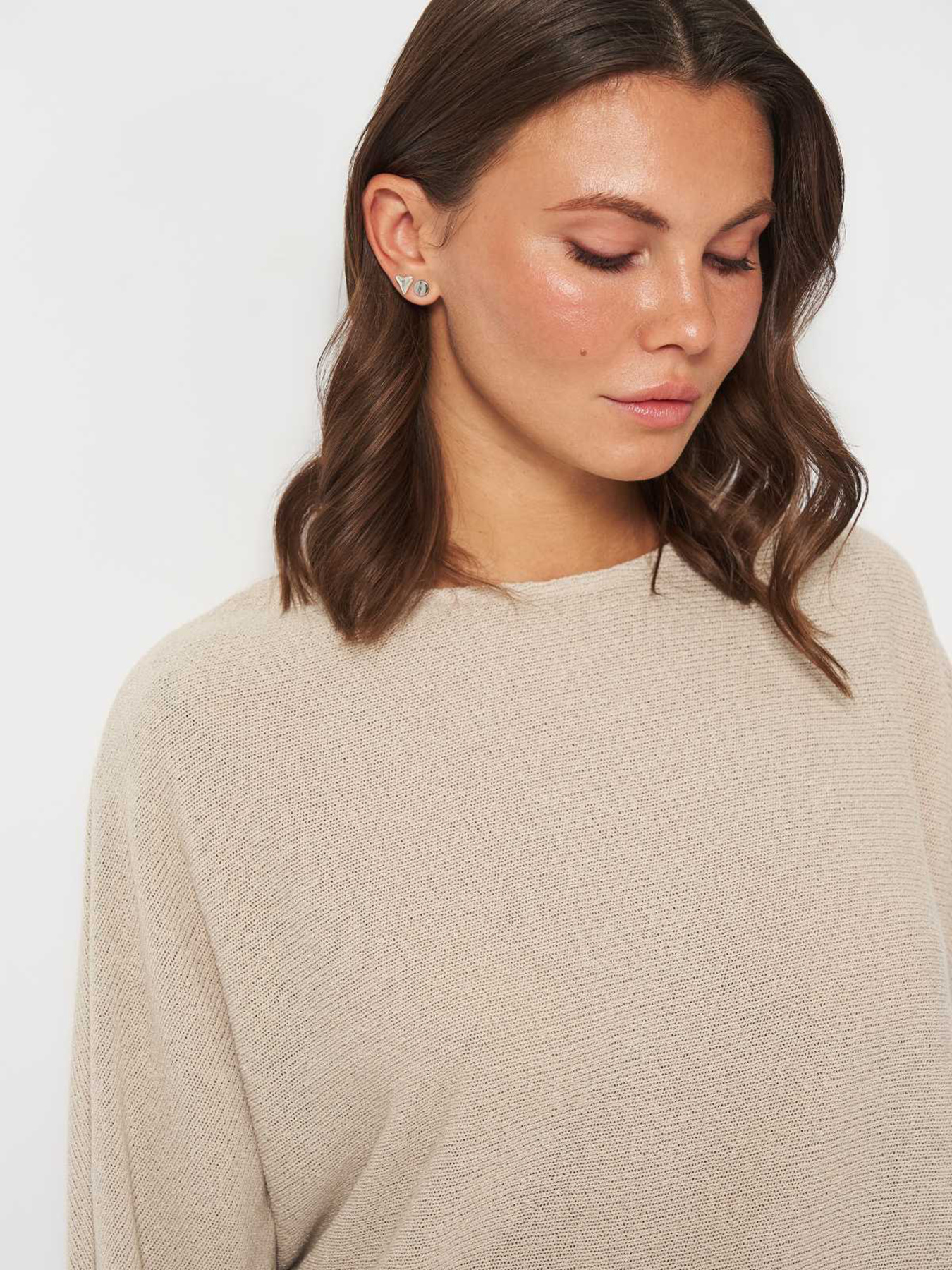 Кофти та светри H&M модель 2351048wer_Бежевый Фото