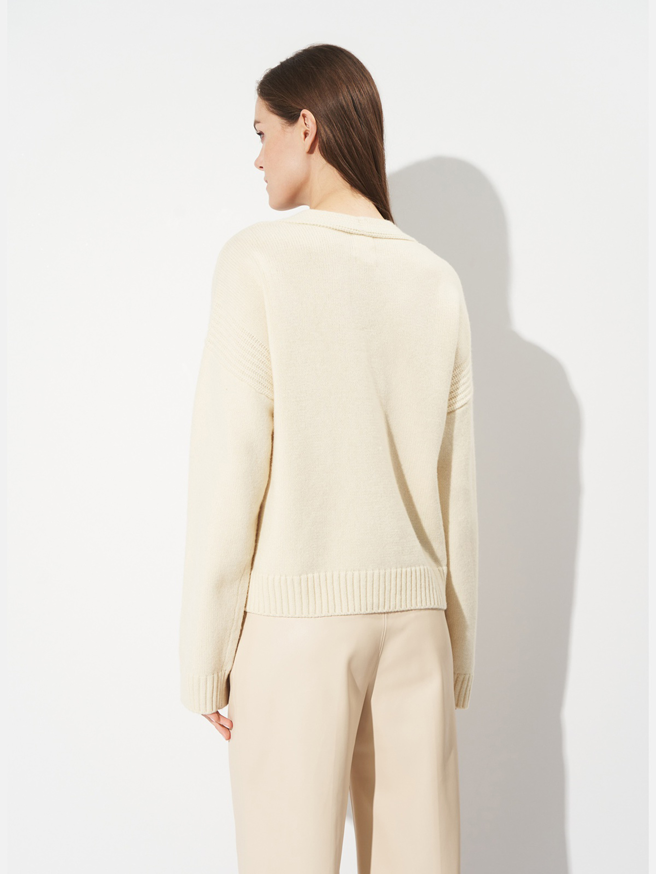 Кофти та светри H&M модель 8553031wer_Молочный Фото