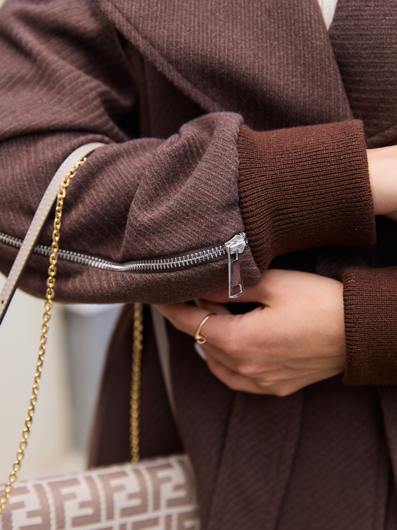 Пальто MilaNova модель Пальто ПВ-384 шоколад Пальто MilaNova модель Пальто ПВ-384 шоколад Фото