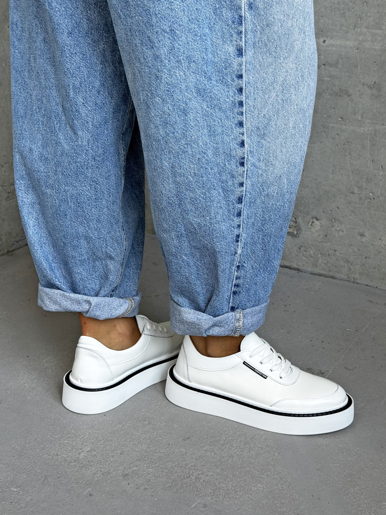 Кроссовки INNOE модель 777531 Фото