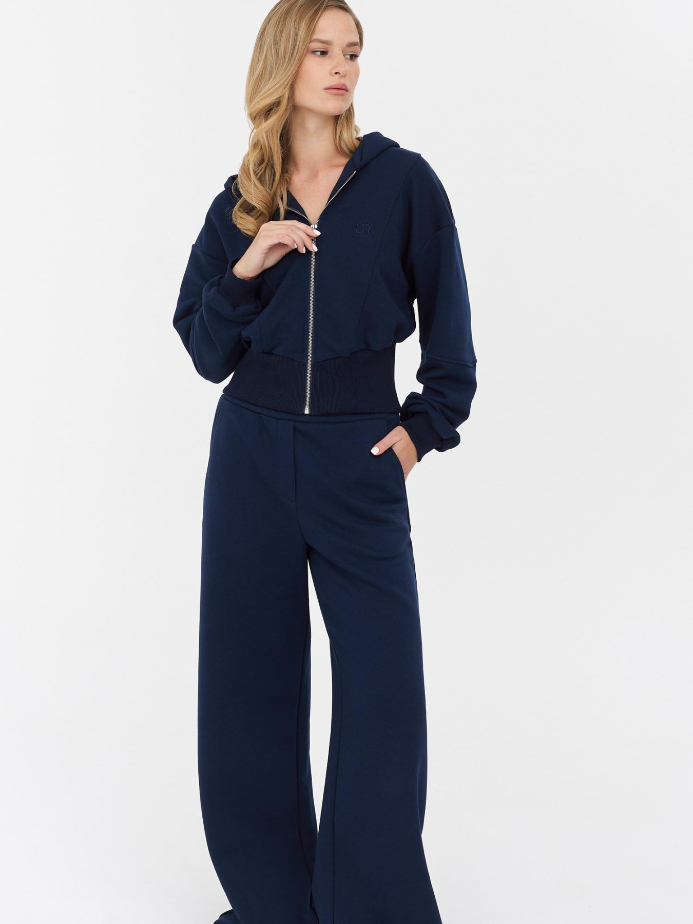 Кофта FASHIONISTA модель 7068 Кофта FASHIONISTA модель 7068 Фото