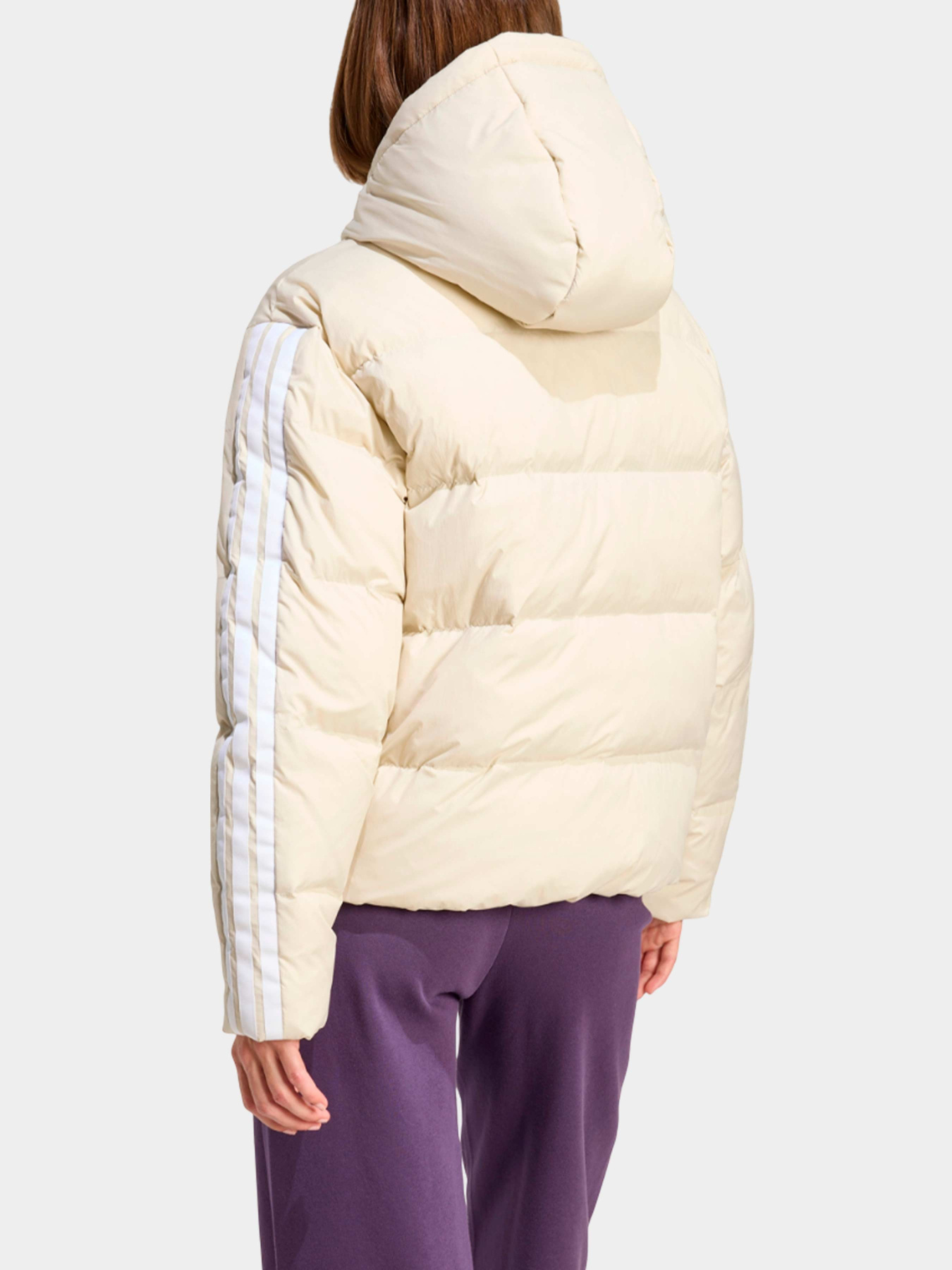 Куртки и дубленки Adidas модель JM4107 Фото