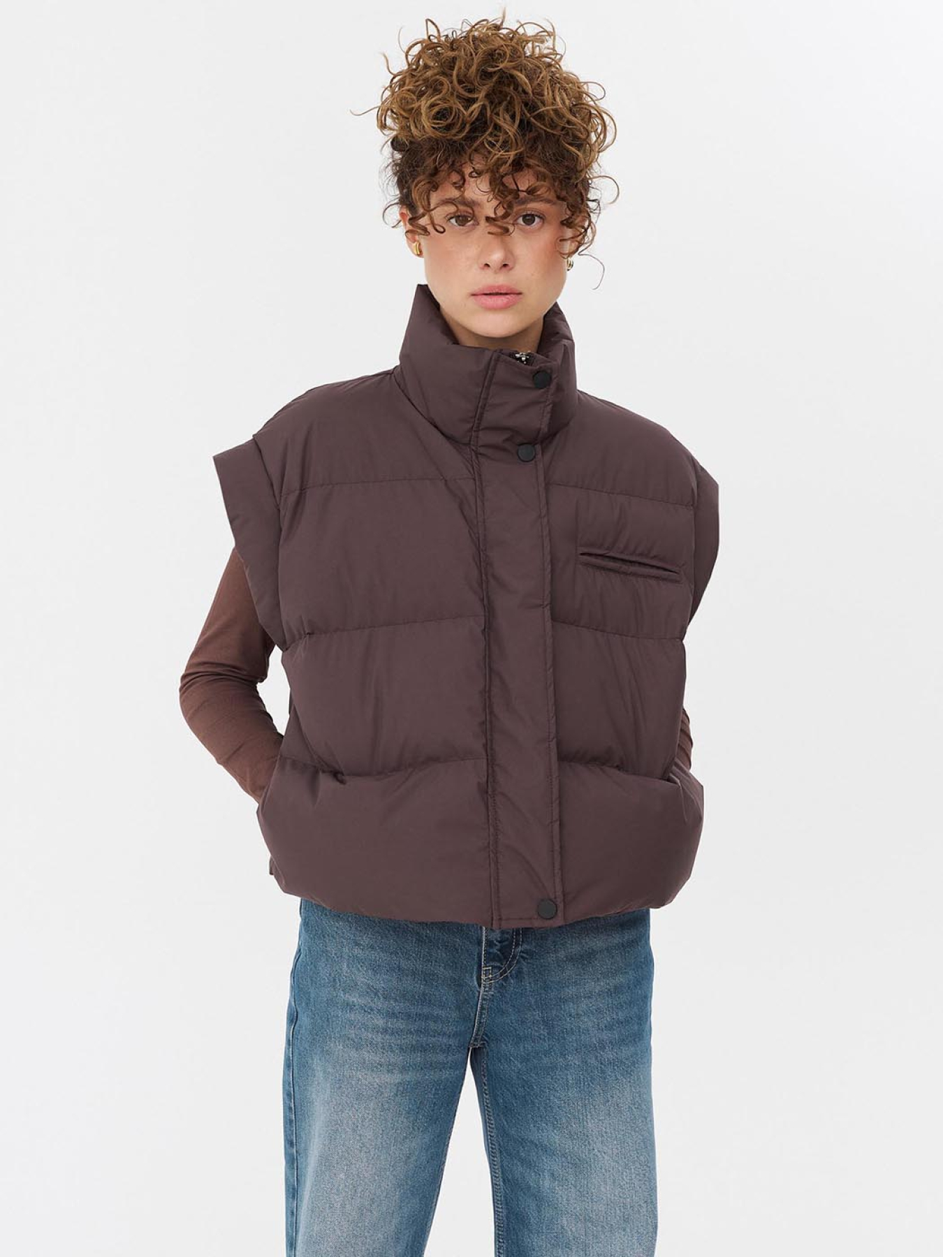 Утепленный жилет FASHIONISTA модель 9054 Утепленный жилет FASHIONISTA модель 9054 Фото