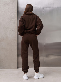 Костюм ISSA Plus модель 13637_темно_коричневый Фото