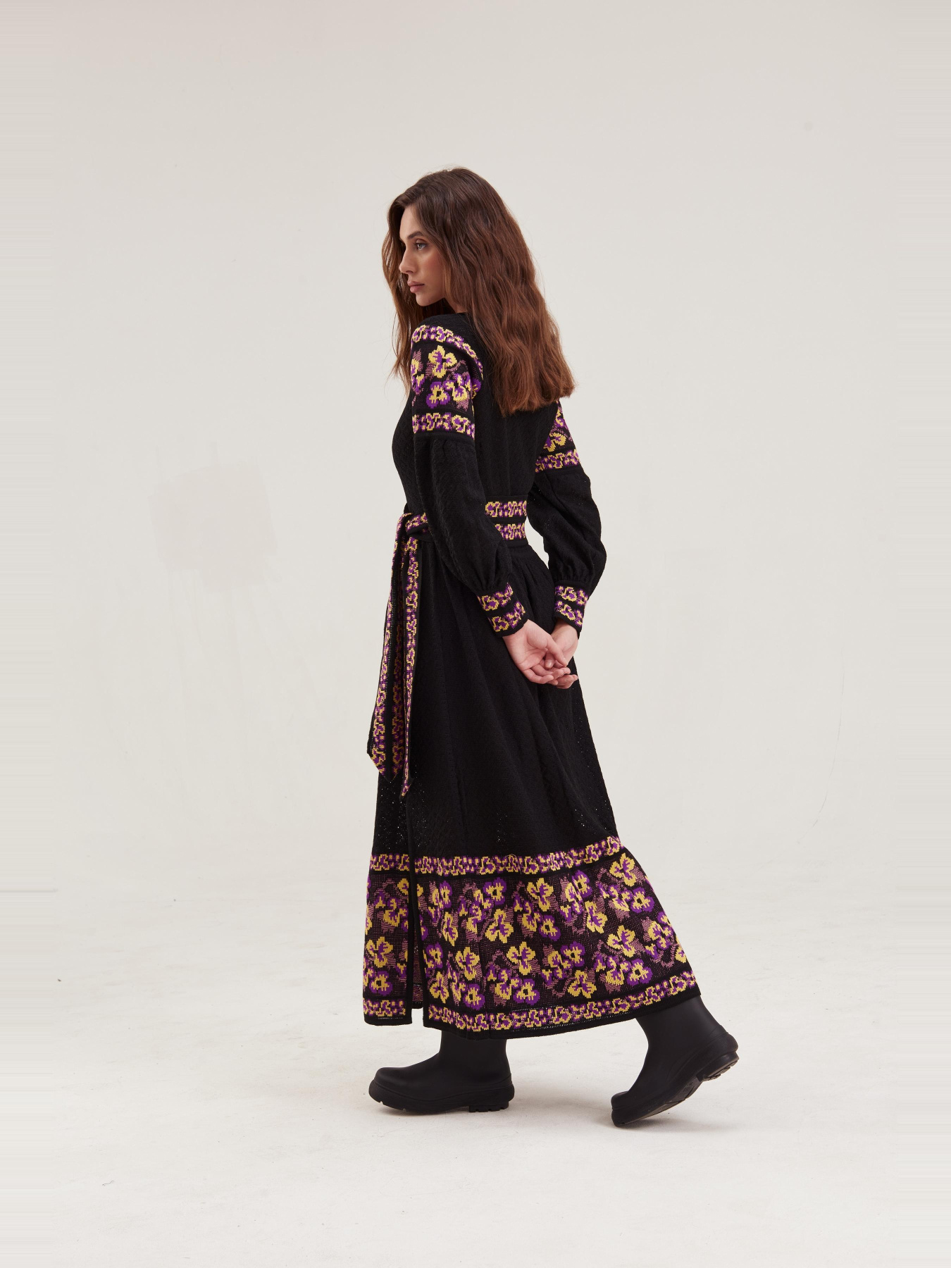 Вышитое платье MEREZHKA модель vl1016 Фото