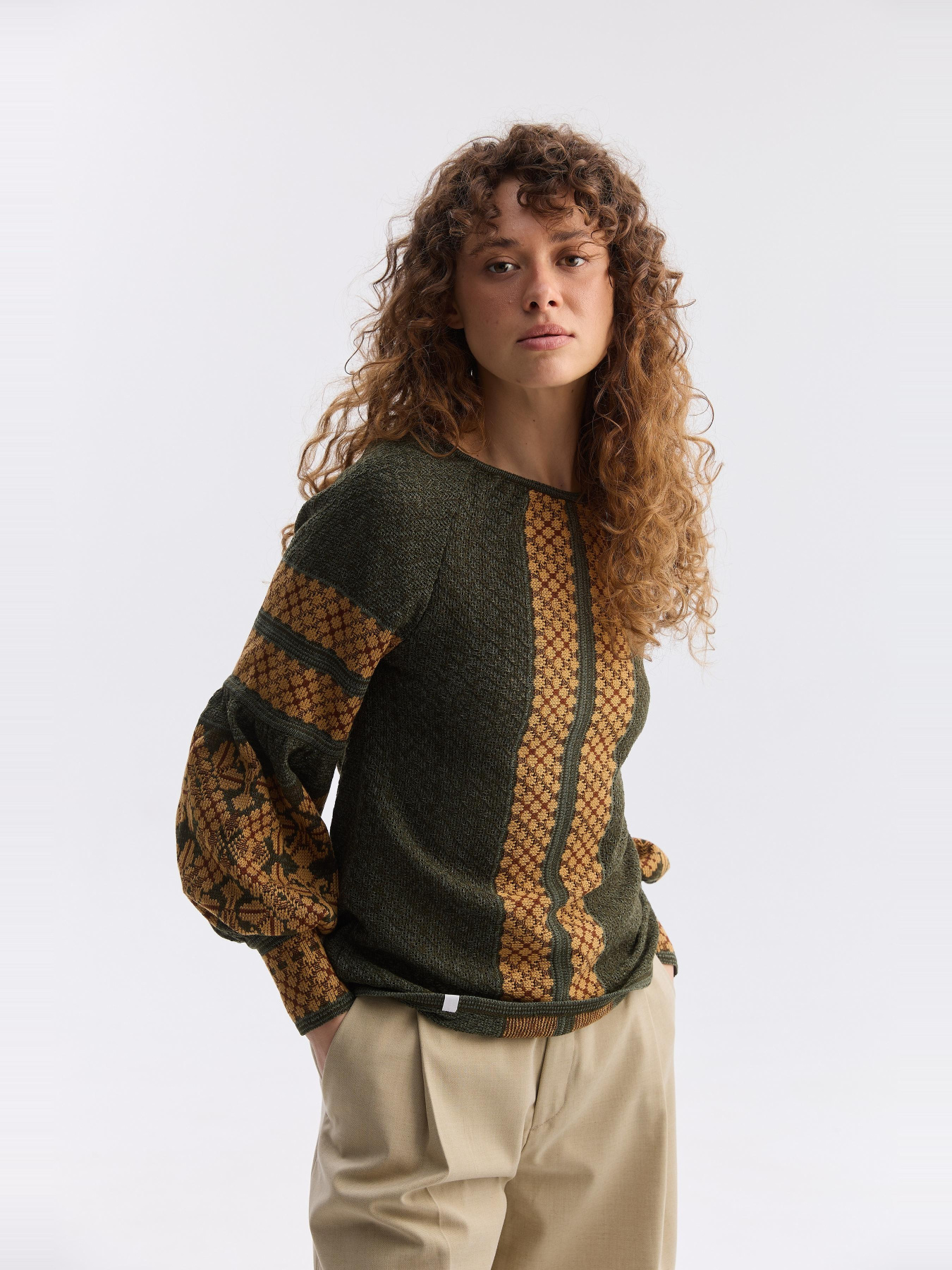 Вышиванки MEREZHKA модель vl827 Фото