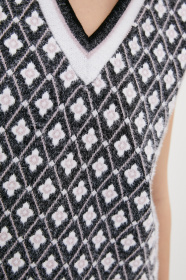 Жилет Sewel модель QW875012325 Фото