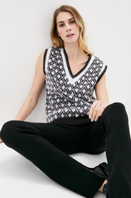 Жилет Sewel модель QW875012325 Фото