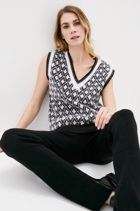 Жилет Sewel модель QW875012325 Фото