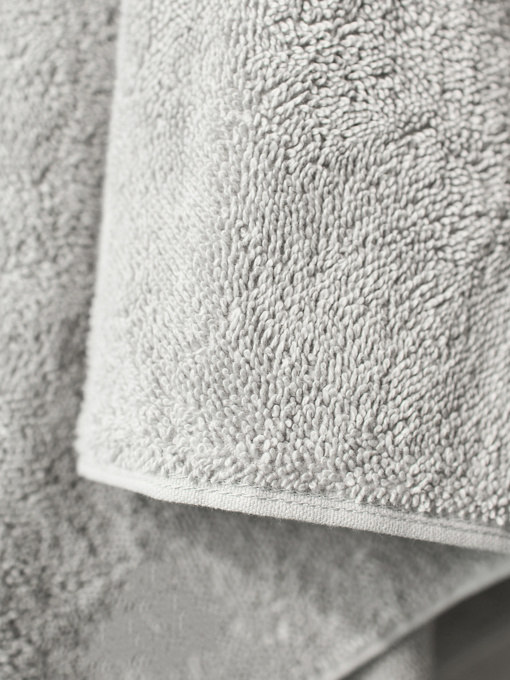 Полотенце из натурального хлопка "Прикосновение" светло-серое MBM MY HOME модель BT-13 GRAY/BLUE Фото