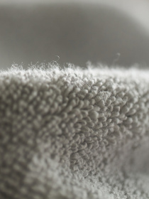 Полотенце из натурального хлопка "Прикосновение" светло-серое MBM HOME модель BT-13 GRAY/BLUE Фото