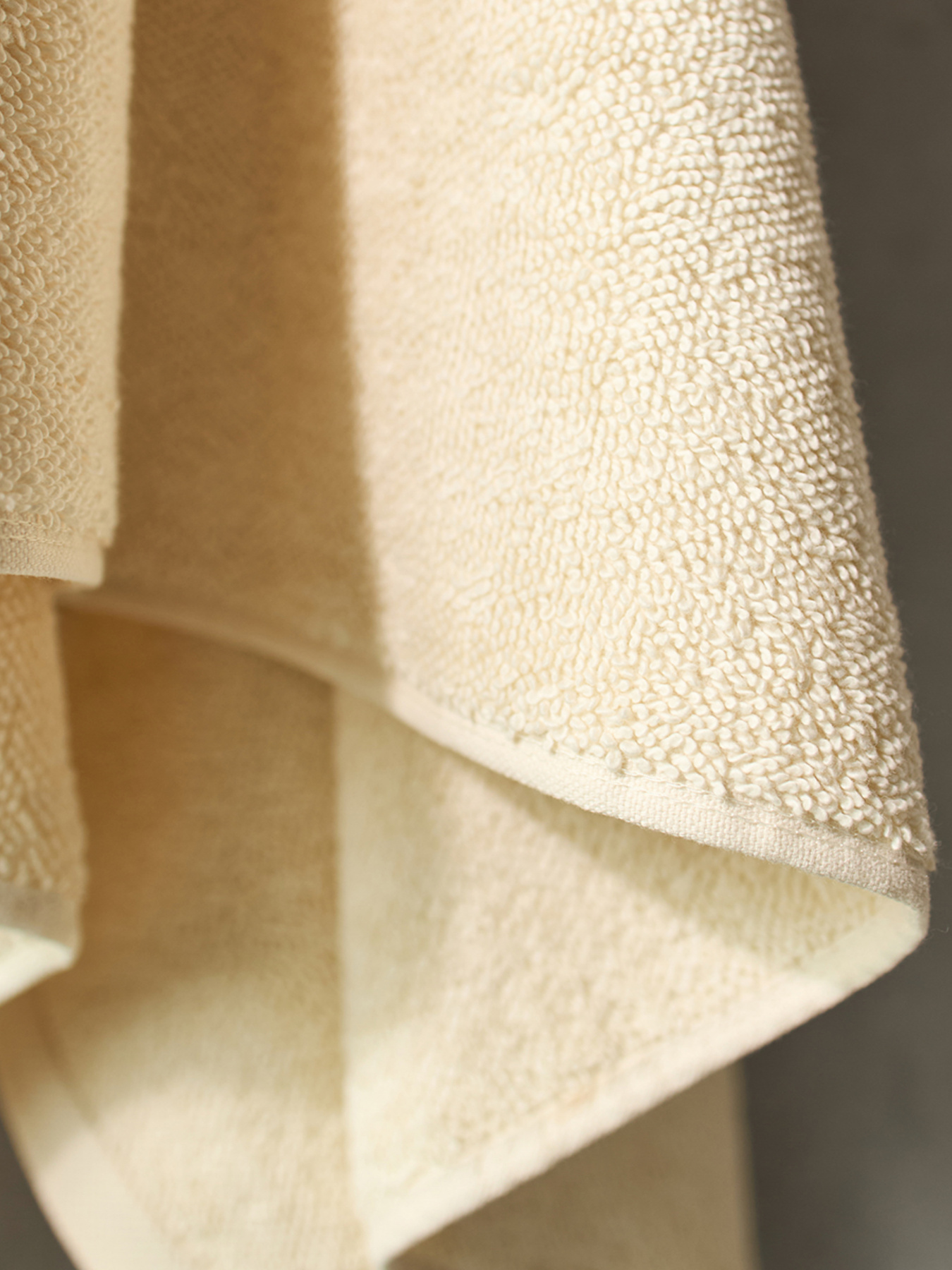 Рушник з натуральної бавовни "Дотик" айворі MBM MY HOME модель BT-13 IVORY Фото