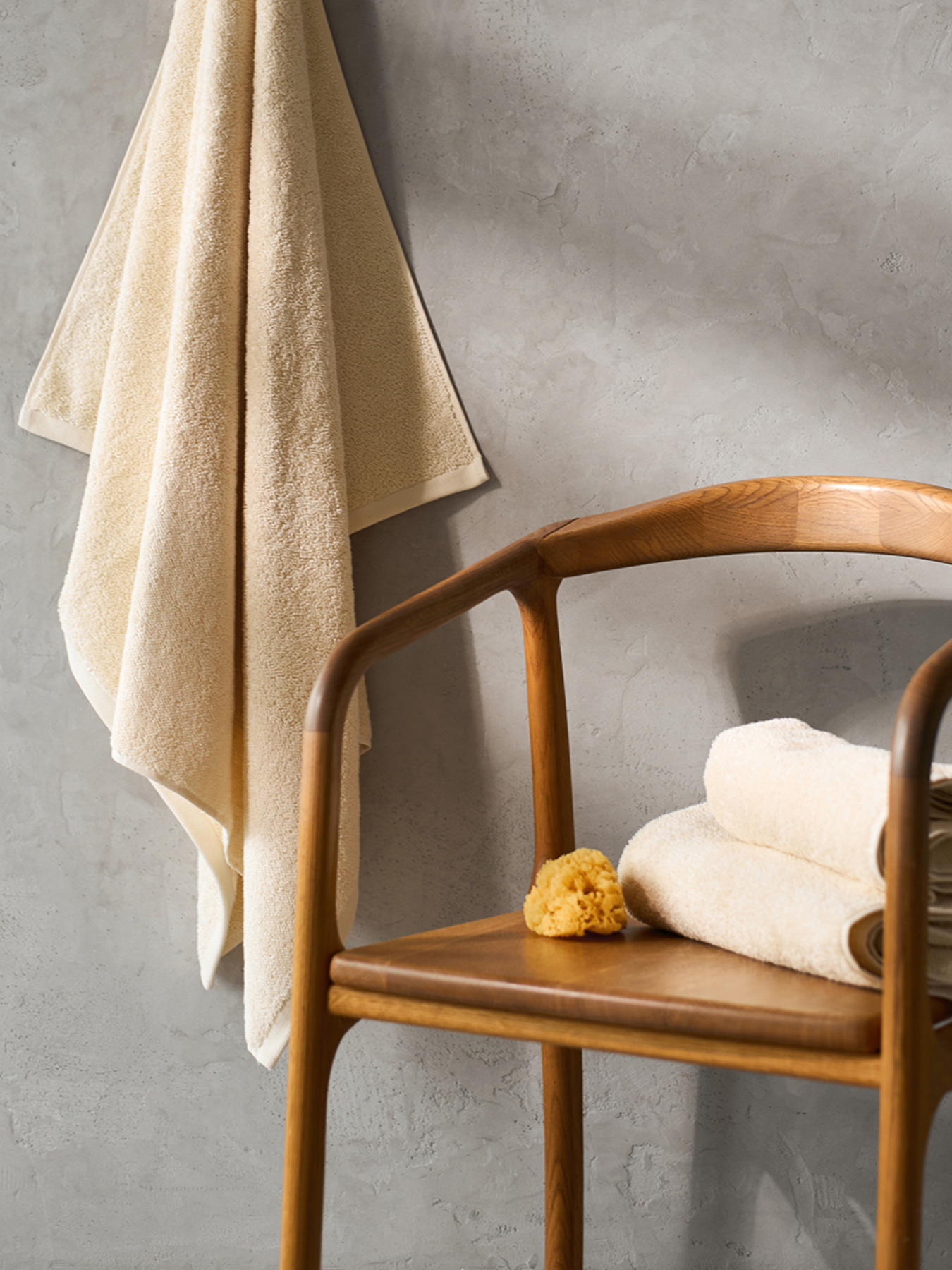 Полотенце из натурального хлопка "Прикосновение" айвори MBM HOME модель BT-13 IVORY Фото