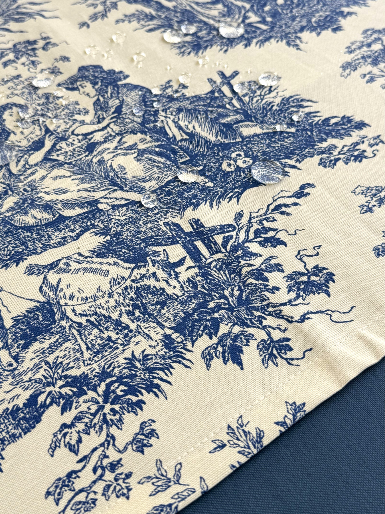 Ранер-доріжка для обіднього столу DUCK водовідштовхуюча Italiano Blue Ecotton модель 25326 Фото