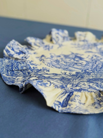 Серветка сервірувальна з рюшами бавовняна водовідштовхуюча Italiano Blue Ecotton модель 25325 Серветка сервірувальна з рюшами бавовняна водовідштовхуюча Italiano Blue Ecotton модель 25325 Фото