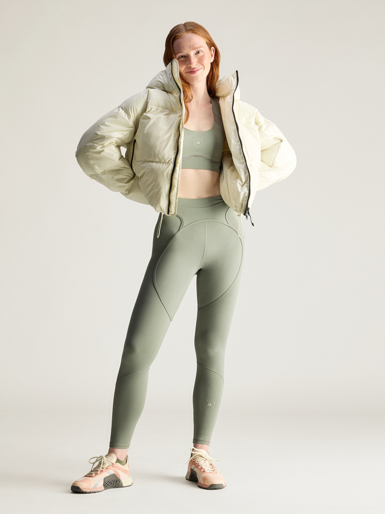 Зимова куртка Adidas модель JV8548 Фото