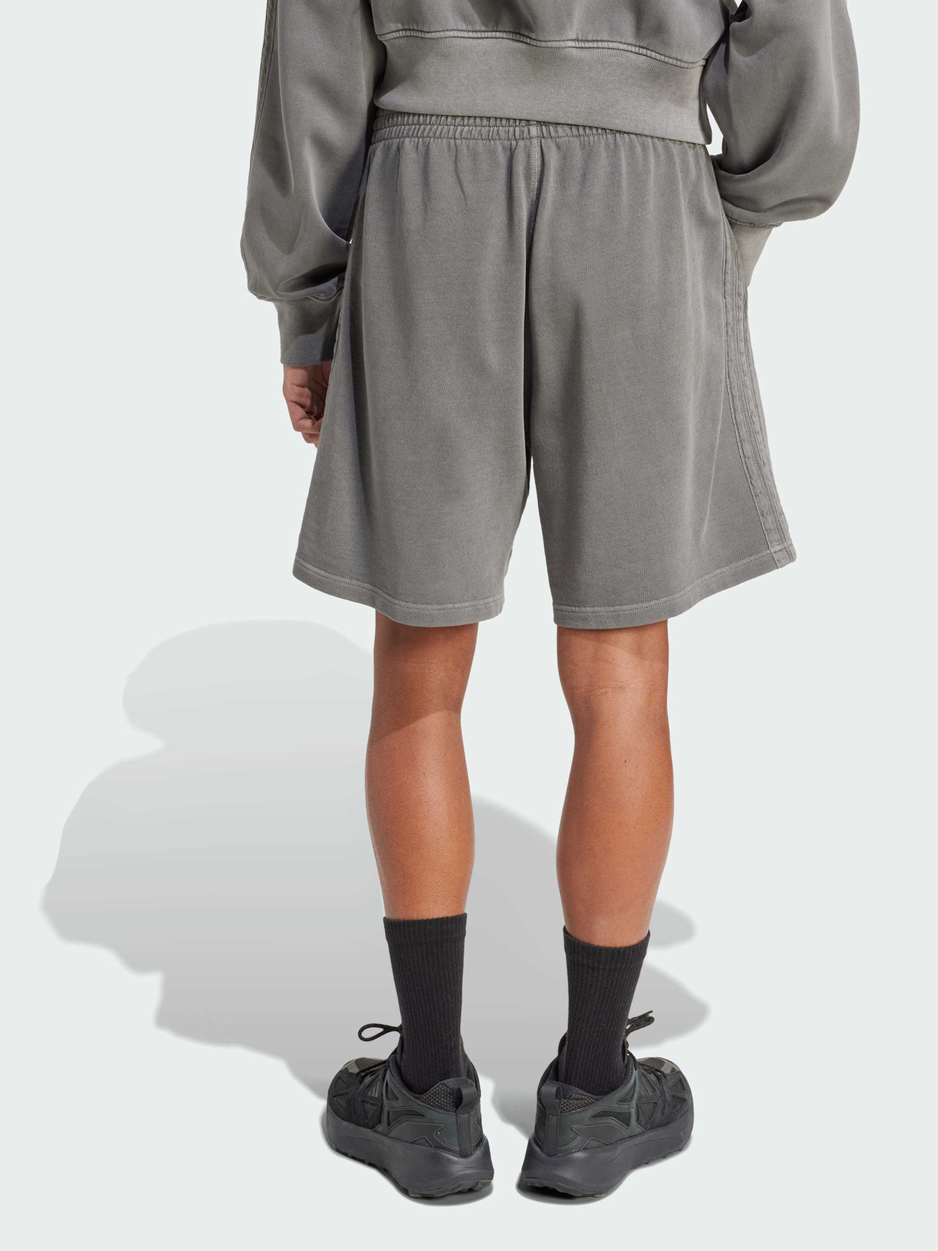 Повсякденні шорти Adidas модель JN0607 Фото