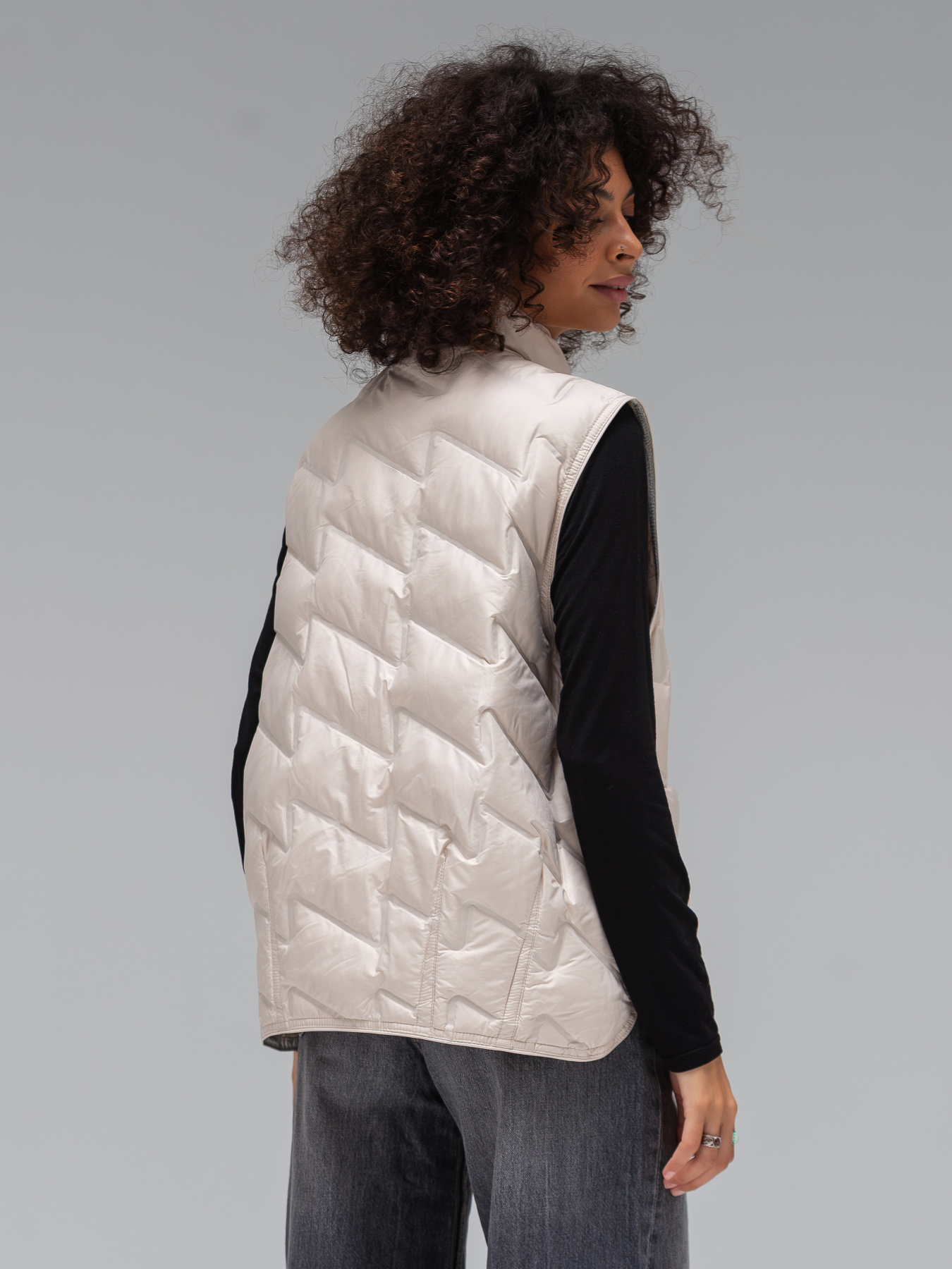 Утепленный жилет VIVA WEAR модель 8899-milk Фото