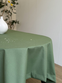 Скатертина столова із брудо- та водовідштовхувальною дією однотонна зеленого кольору Ecotton модель 25343 Фото
