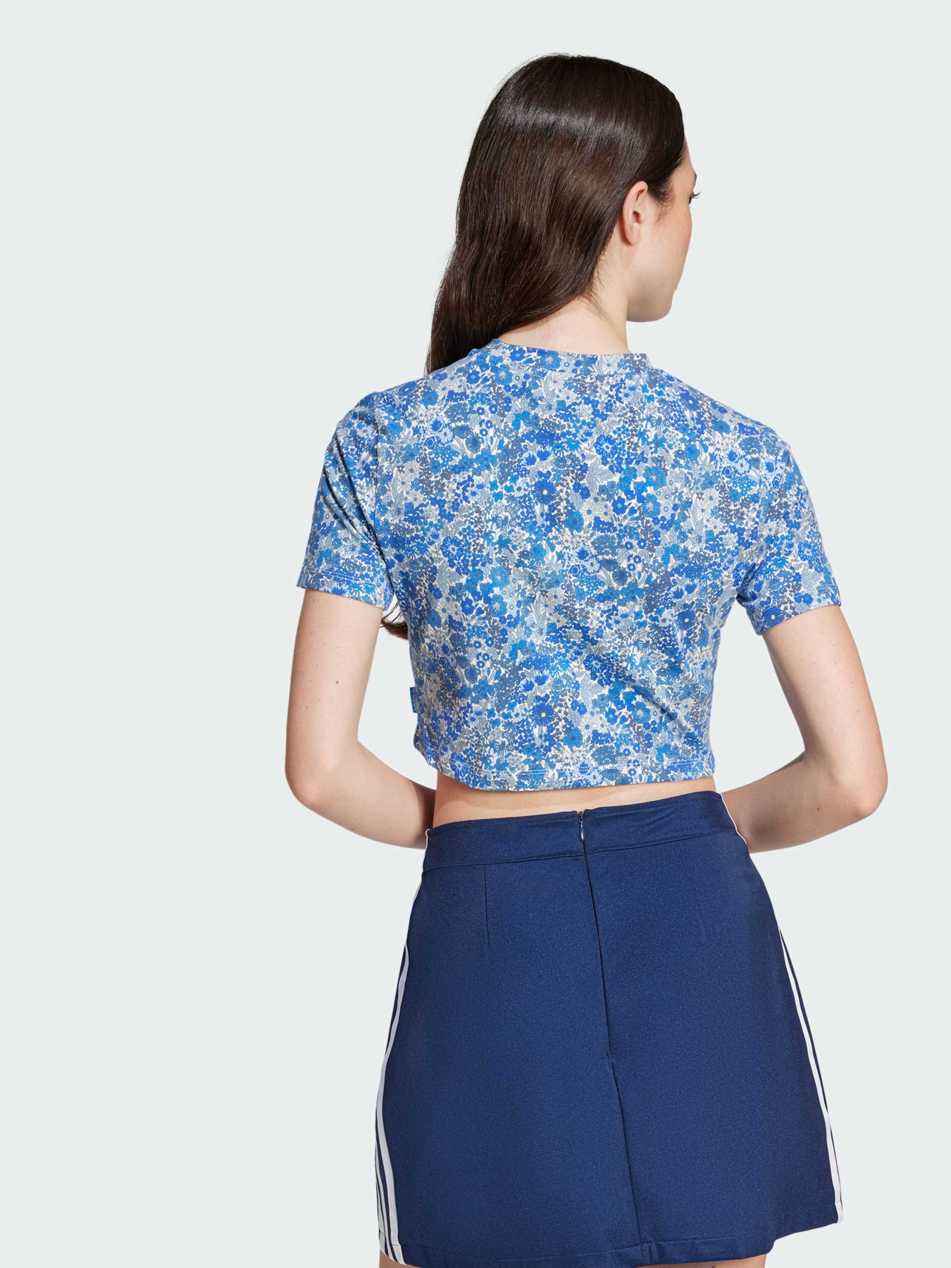 Топ спортивный Adidas модель JC5311 Фото