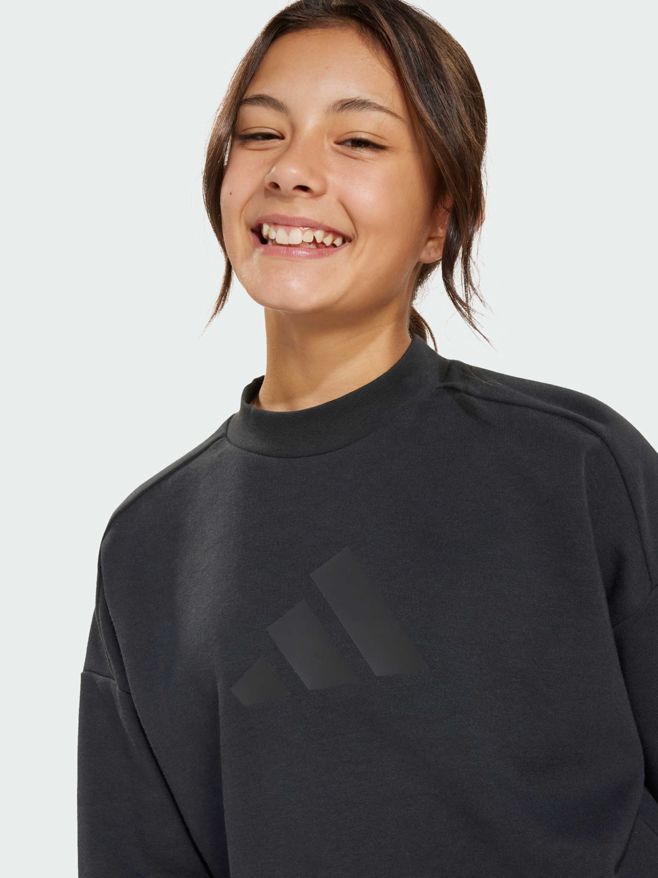 Спортивный костюм Adidas модель JJ4799 Фото