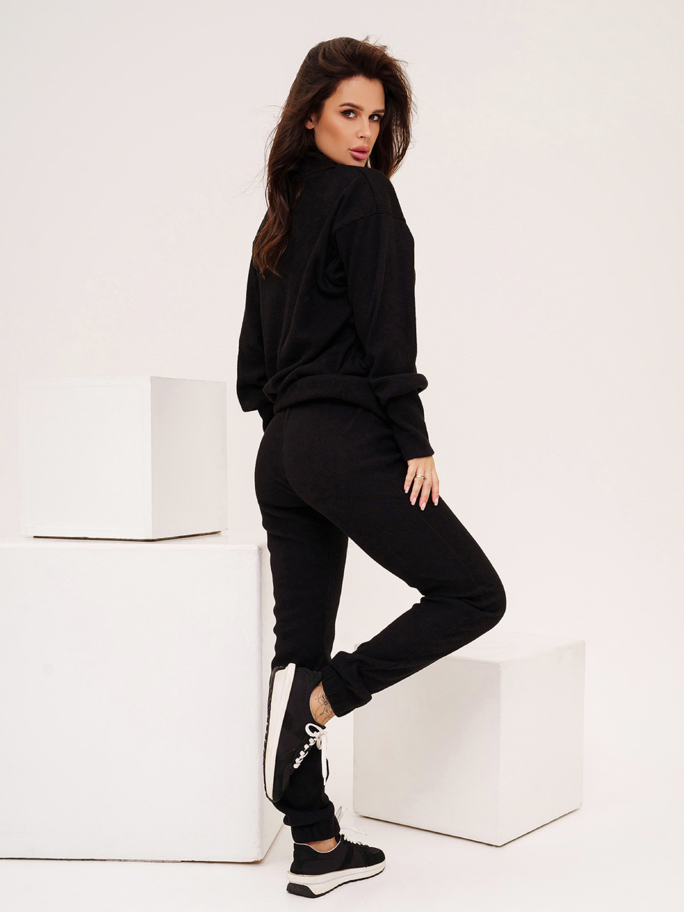 Повседневный костюм ISSA Plus модель 13533A_черный Фото