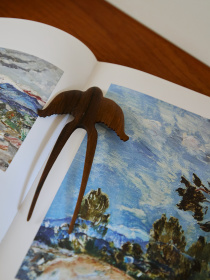 Дерев’яна шпилька для волосся «Ластівка» GNIZDO модель WHPS Фото