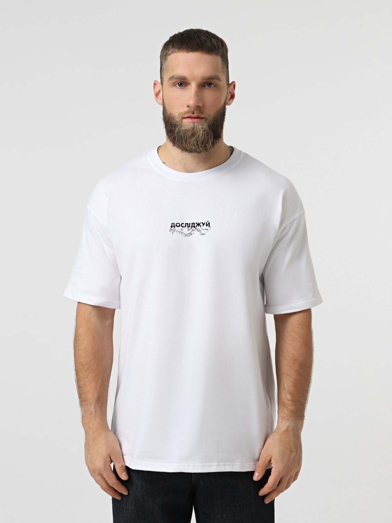 Футболка Bezlad Бурий ведмідь модель futbolka-doslidzhuy-vedmid-bila Фото