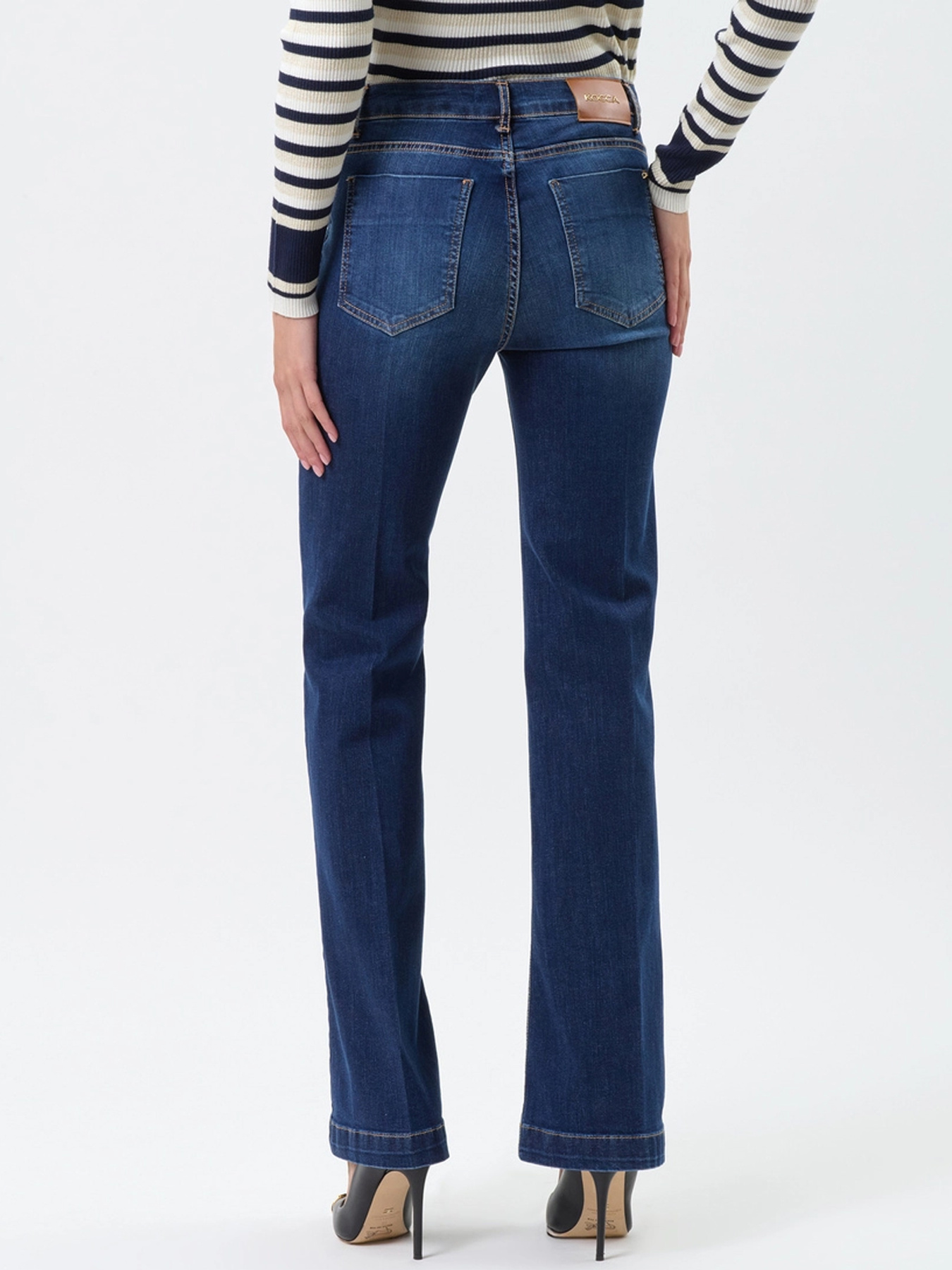 Джинси кльош KOCCA модель A25PPD7724ABUNL348 Фото