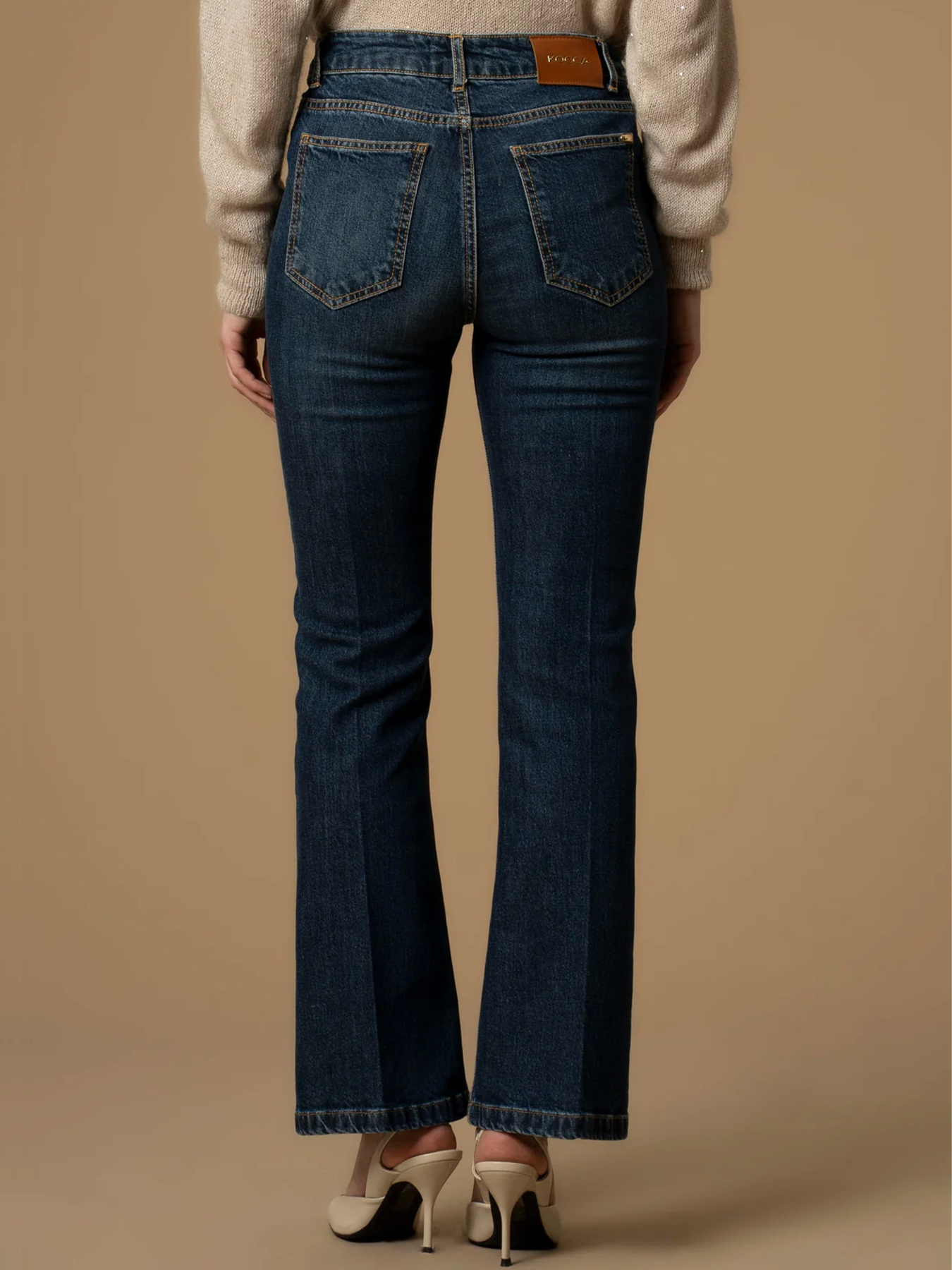 Джинси кльош KOCCA модель A25PPD7723ABUNL348 Фото