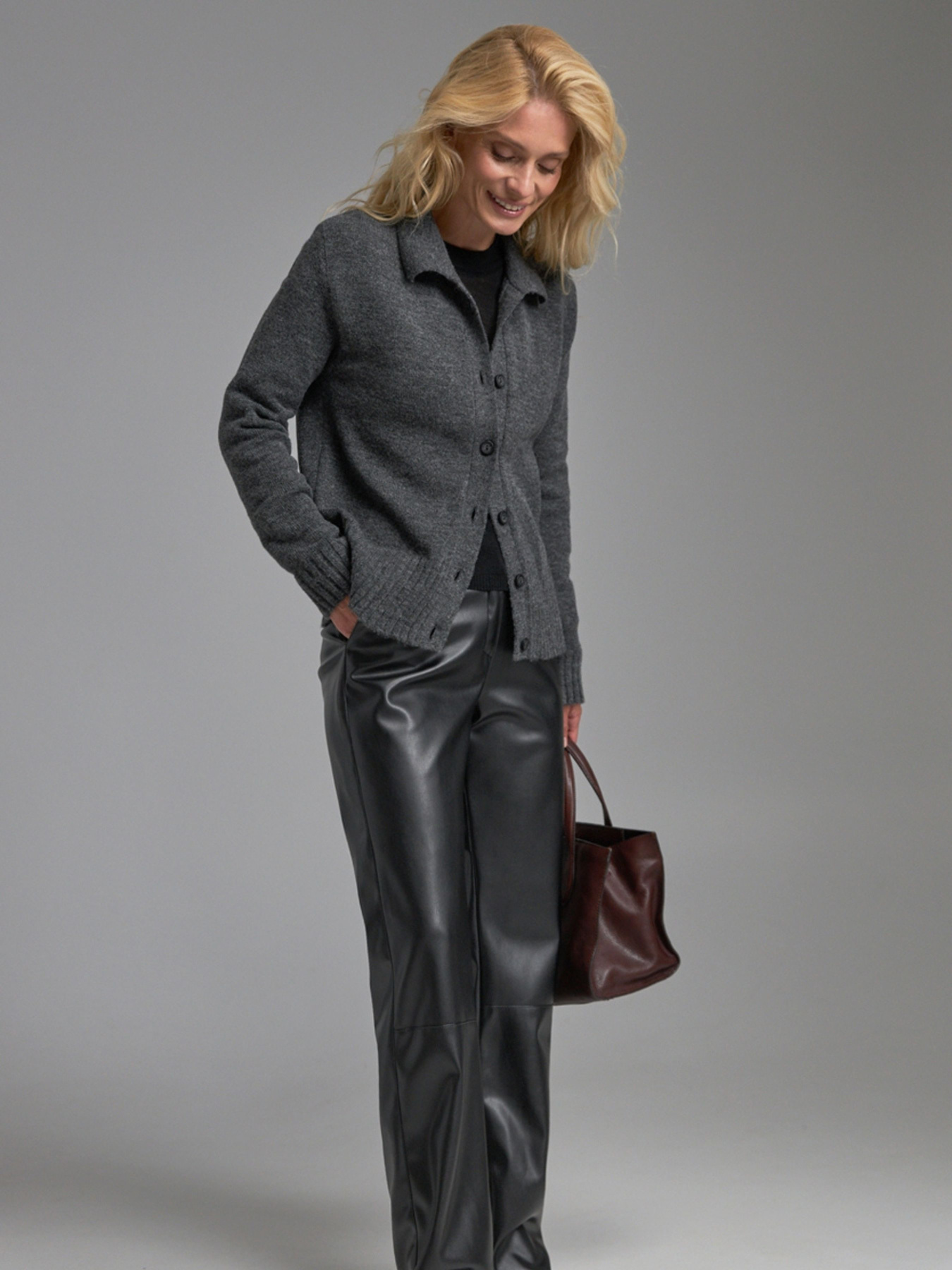 Кардиган TrikoBakh модель 2891-temno-srij Фото