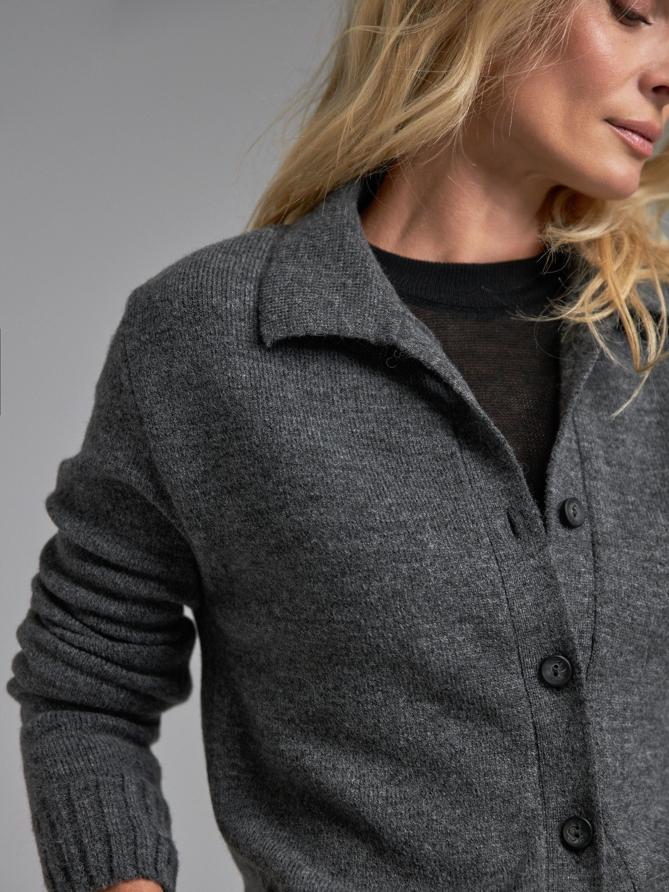 Кардиган TrikoBakh модель 2891-temno-srij Фото