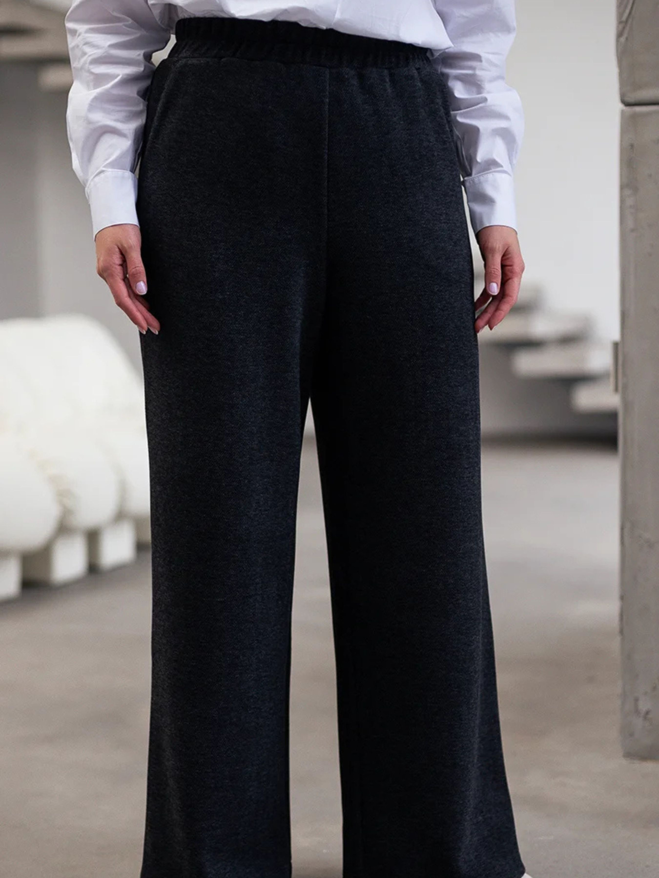 Брюки повседневные Nita модель bryuki-n1408-antracit-24 Фото