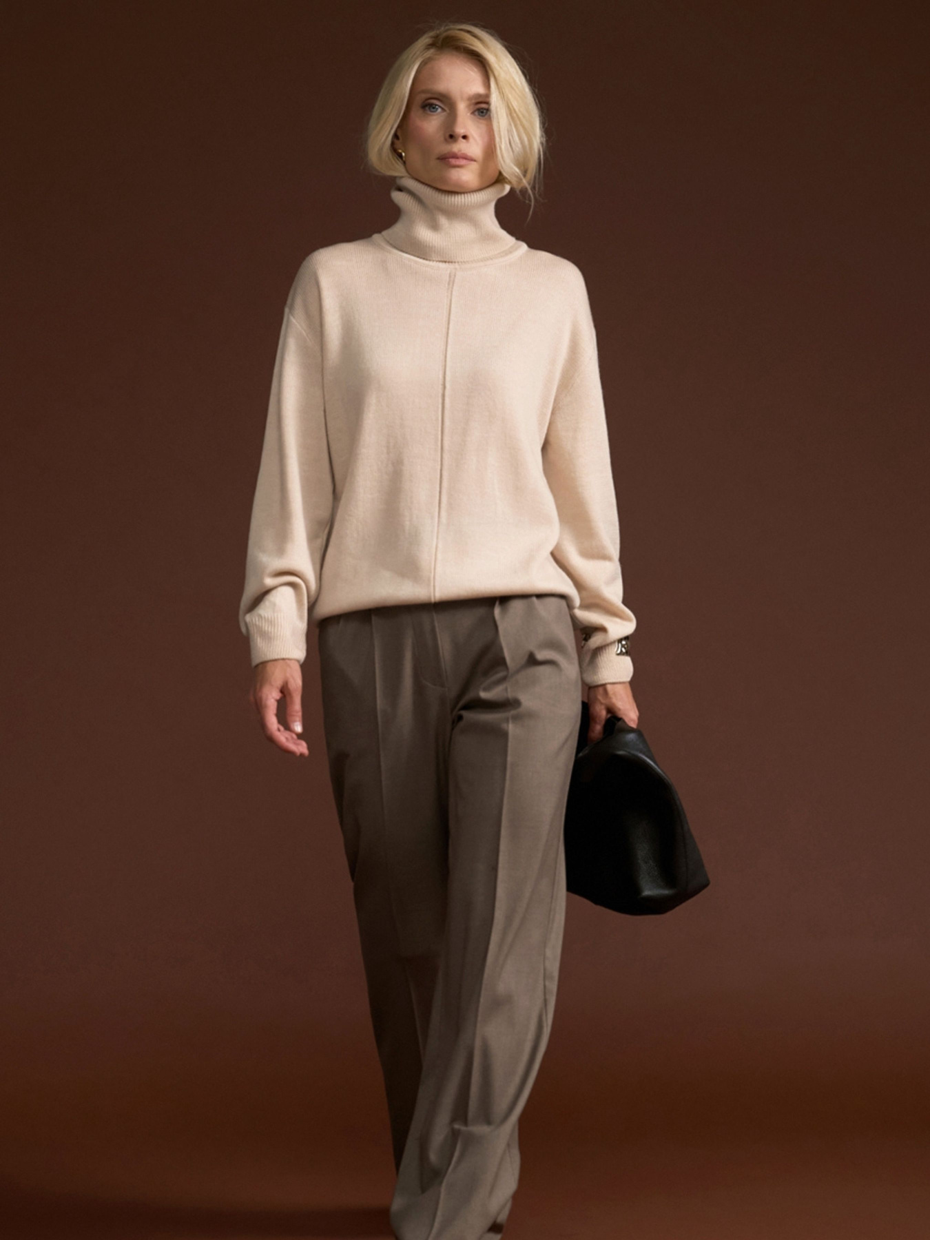 Классические штаны TrikoBakh модель 3072-temnij-taup Фото