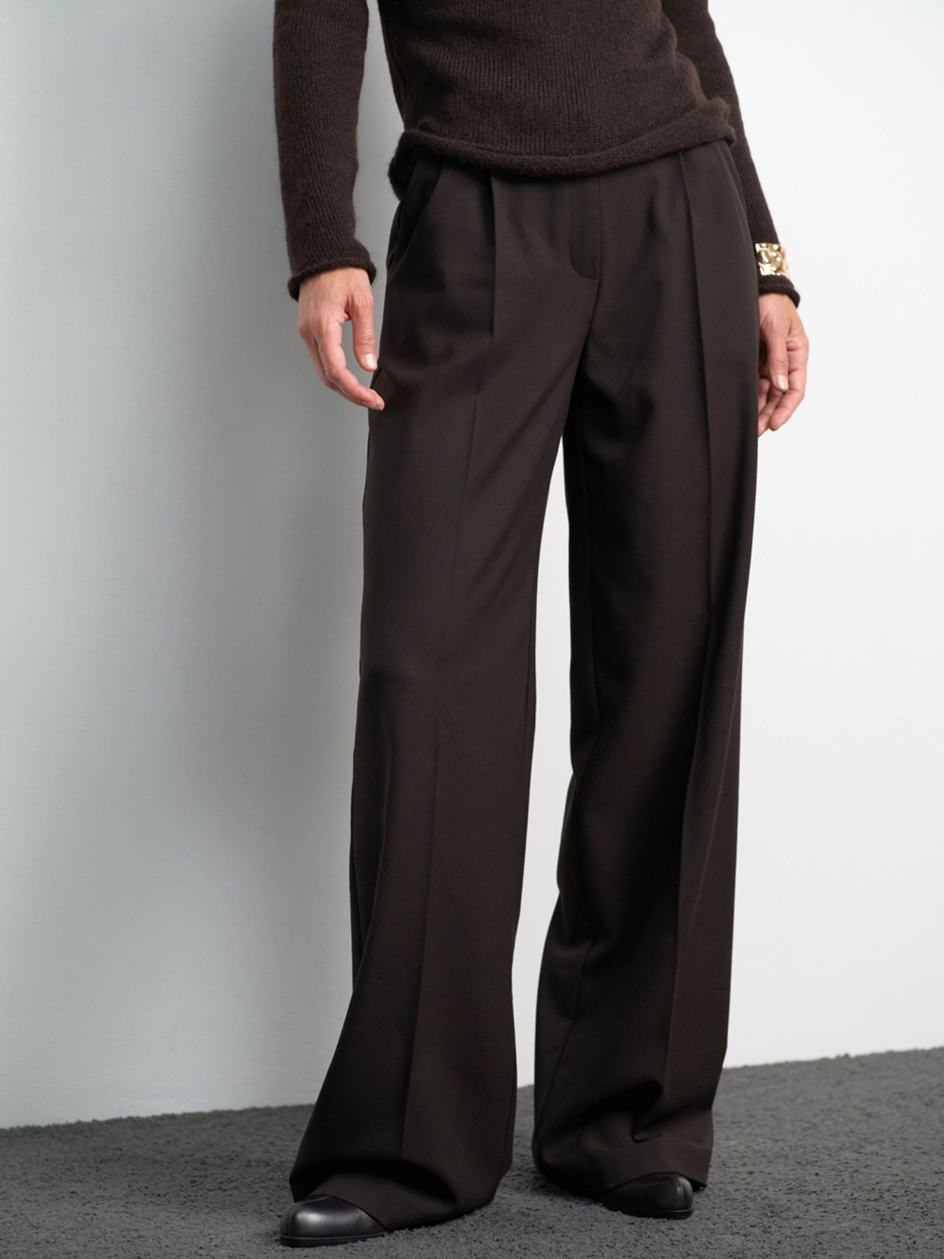 Брюки классические TrikoBakh модель 3072-chornij-shokolad Фото