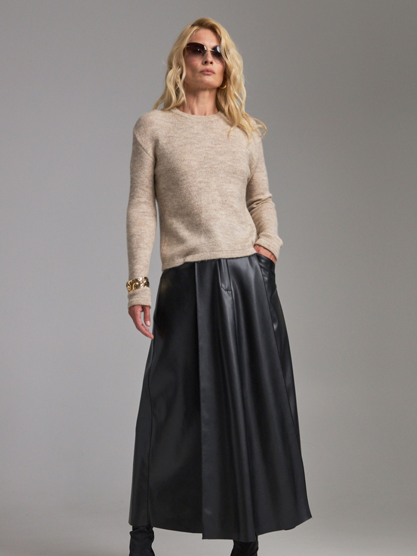 Юбка миди TrikoBakh модель 3073-chornij Фото