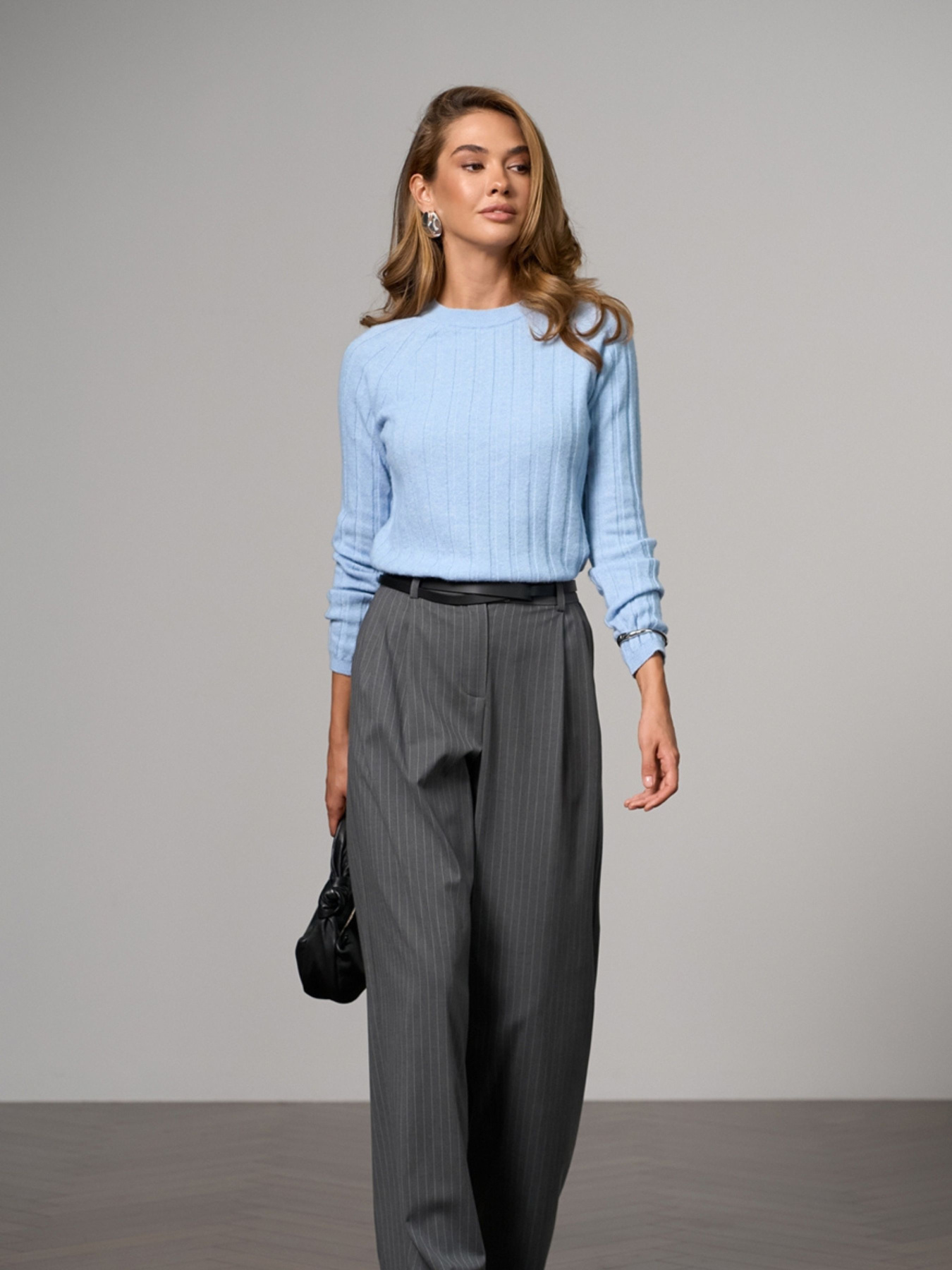 Джемпер TrikoBakh модель 2828-blakitnij Джемпер TrikoBakh модель 2828-blakitnij Фото