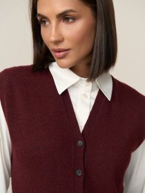 Жилет TrikoBakh модель 2832-burgund Фото