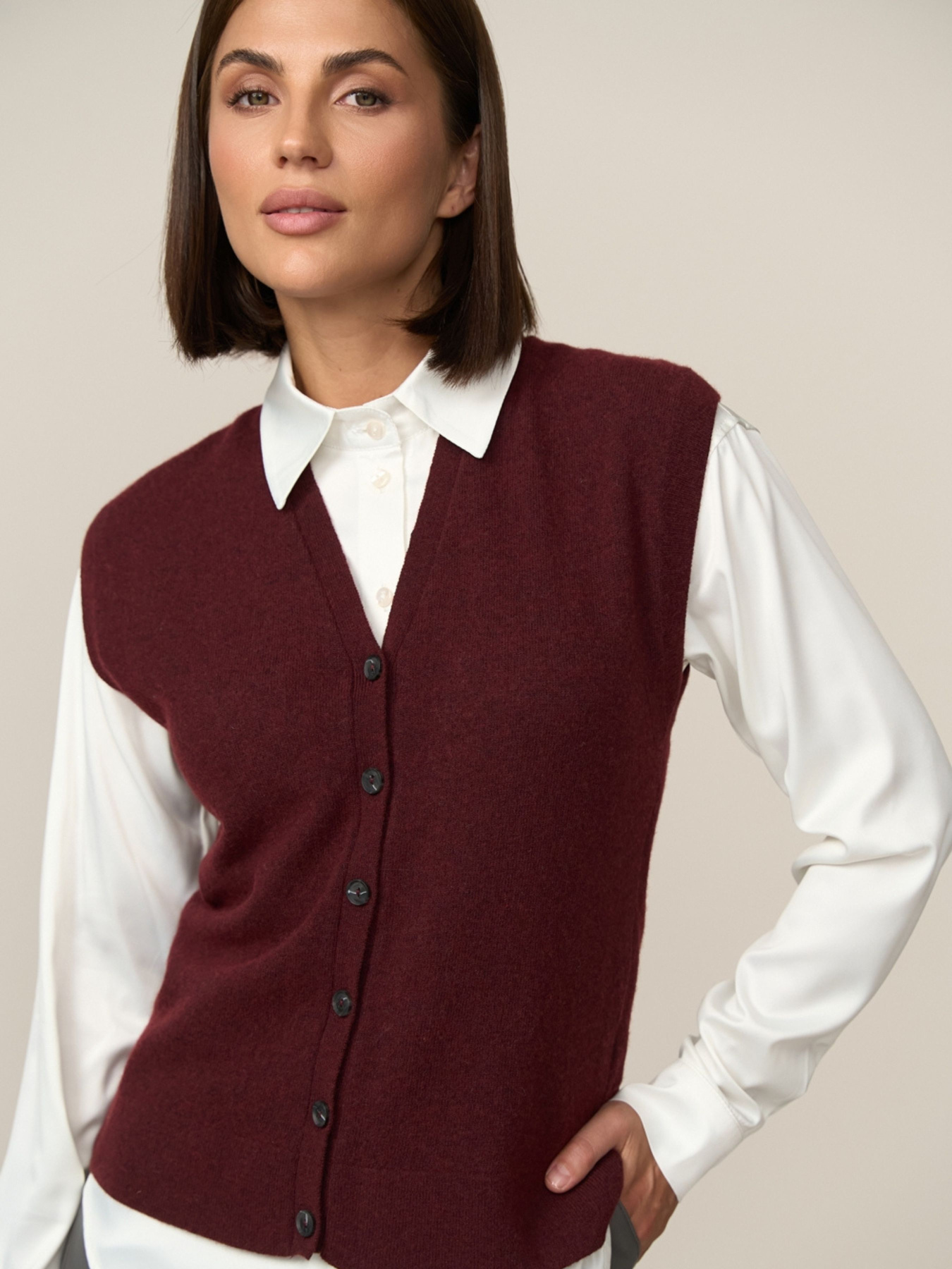 Жилет TrikoBakh модель 2832-burgund Жилет TrikoBakh модель 2832-burgund Фото
