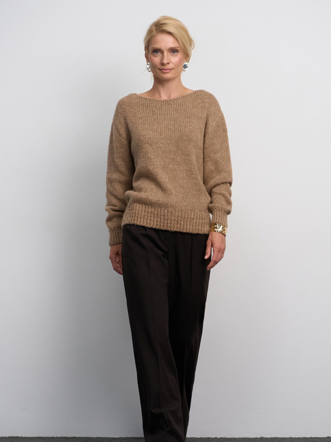 Джемпер TrikoBakh модель 2879-latte Фото