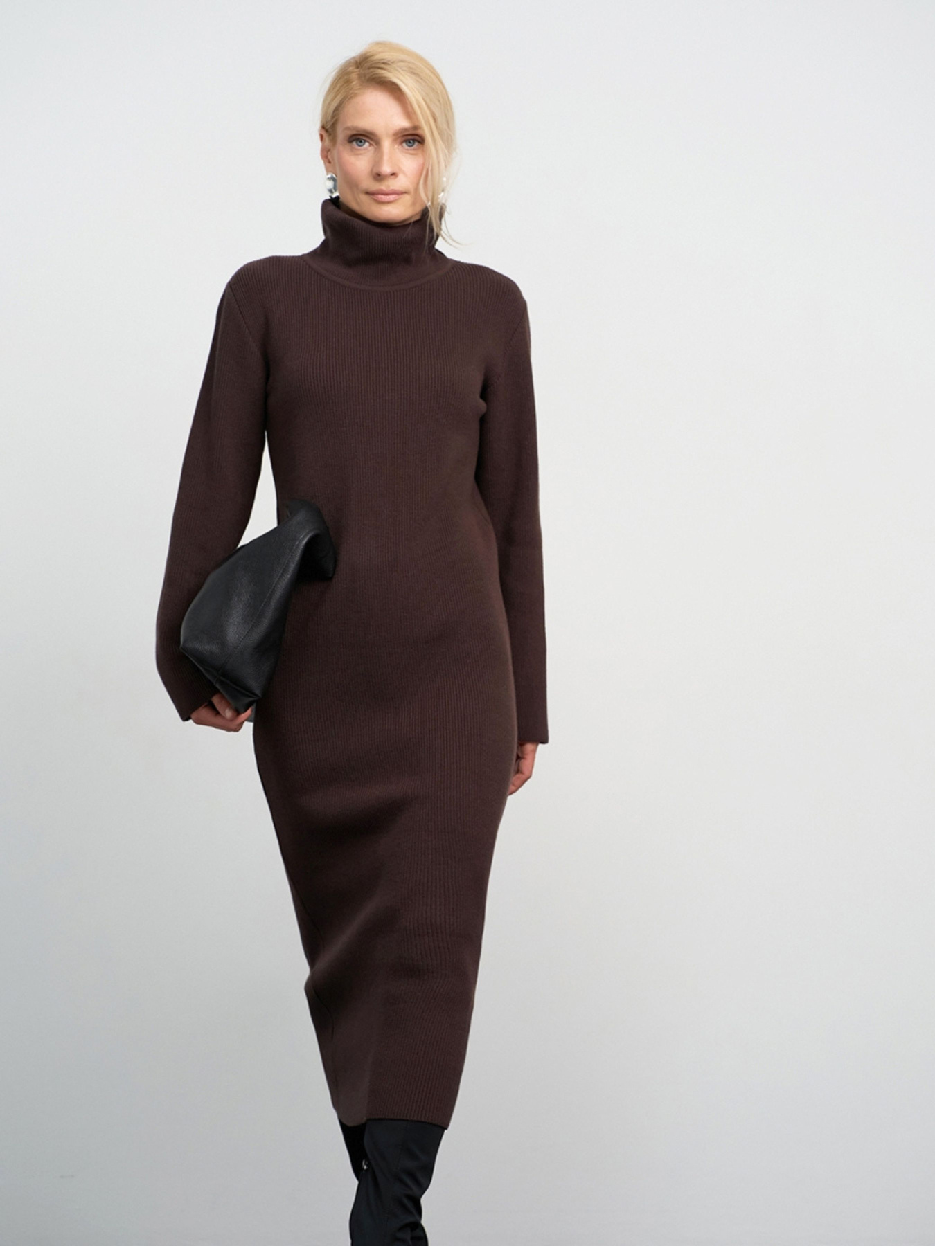 Платье миди TrikoBakh модель 2864-chornij-shokolad Фото