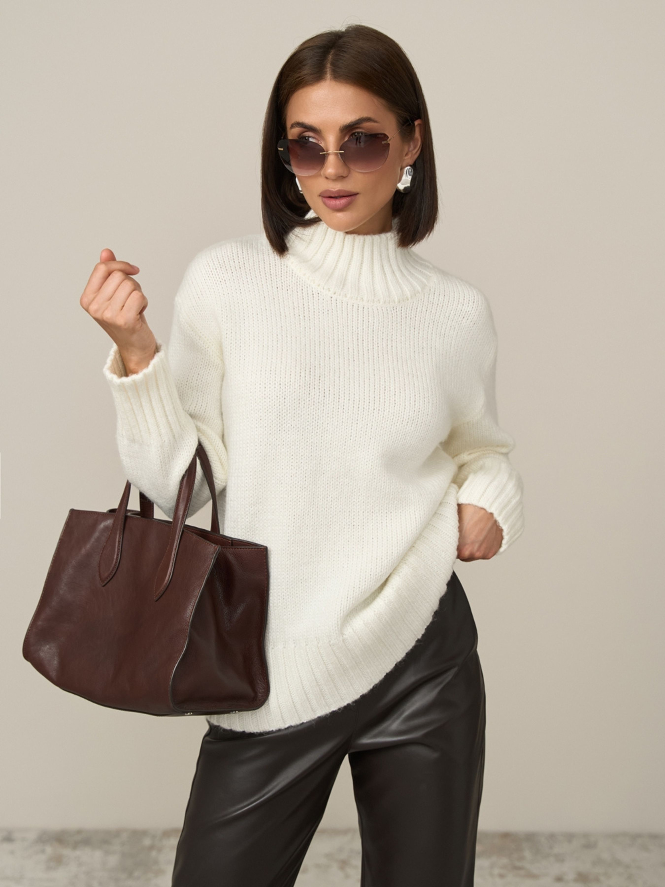 Свитер TrikoBakh модель 2846-moloko Фото