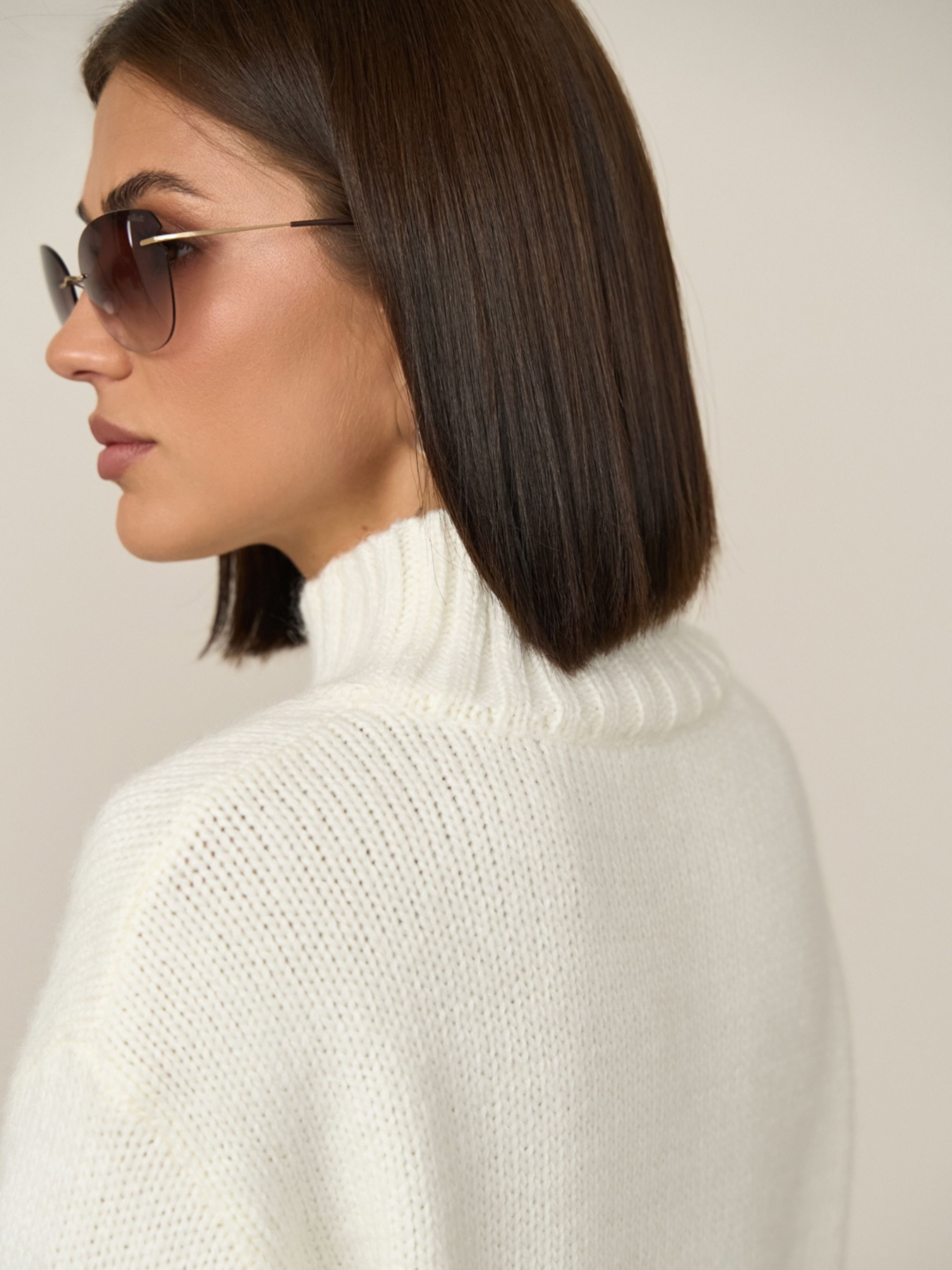 Свитер TrikoBakh модель 2846-moloko Фото