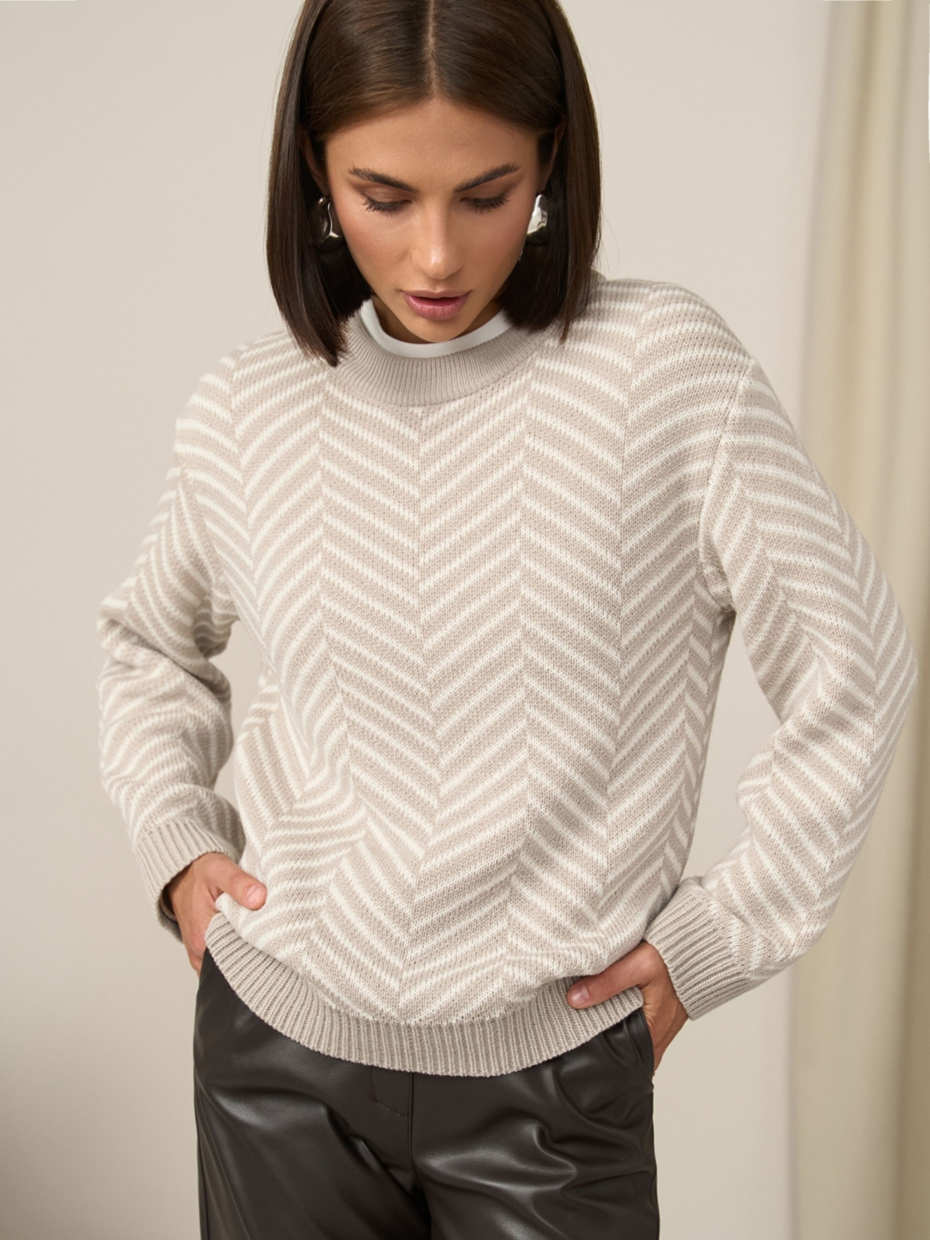 Джемпер TrikoBakh модель 2821-naturalxnij-z-molochnim Фото