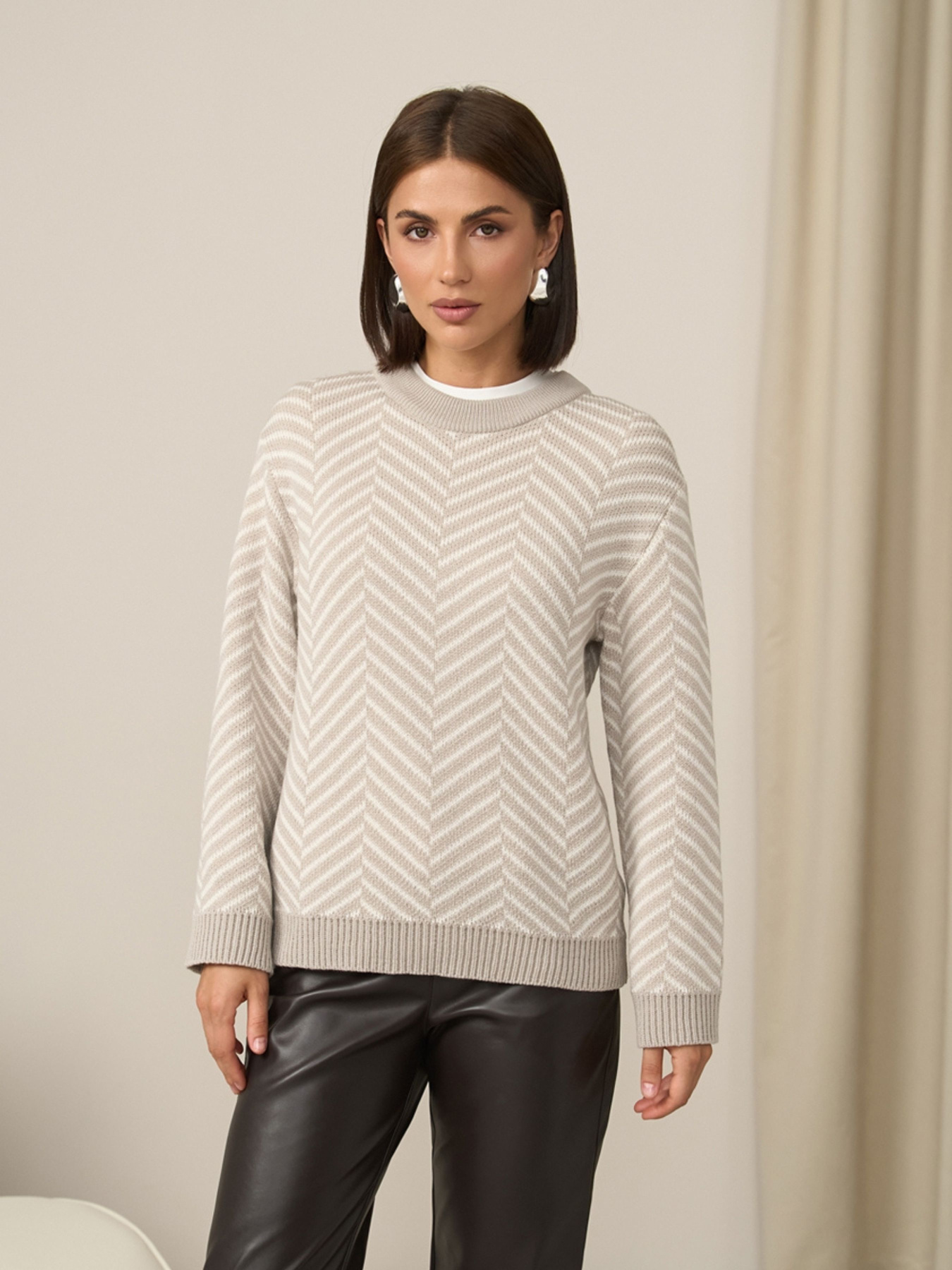 Джемпер TrikoBakh модель 2821-naturalxnij-z-molochnim Фото