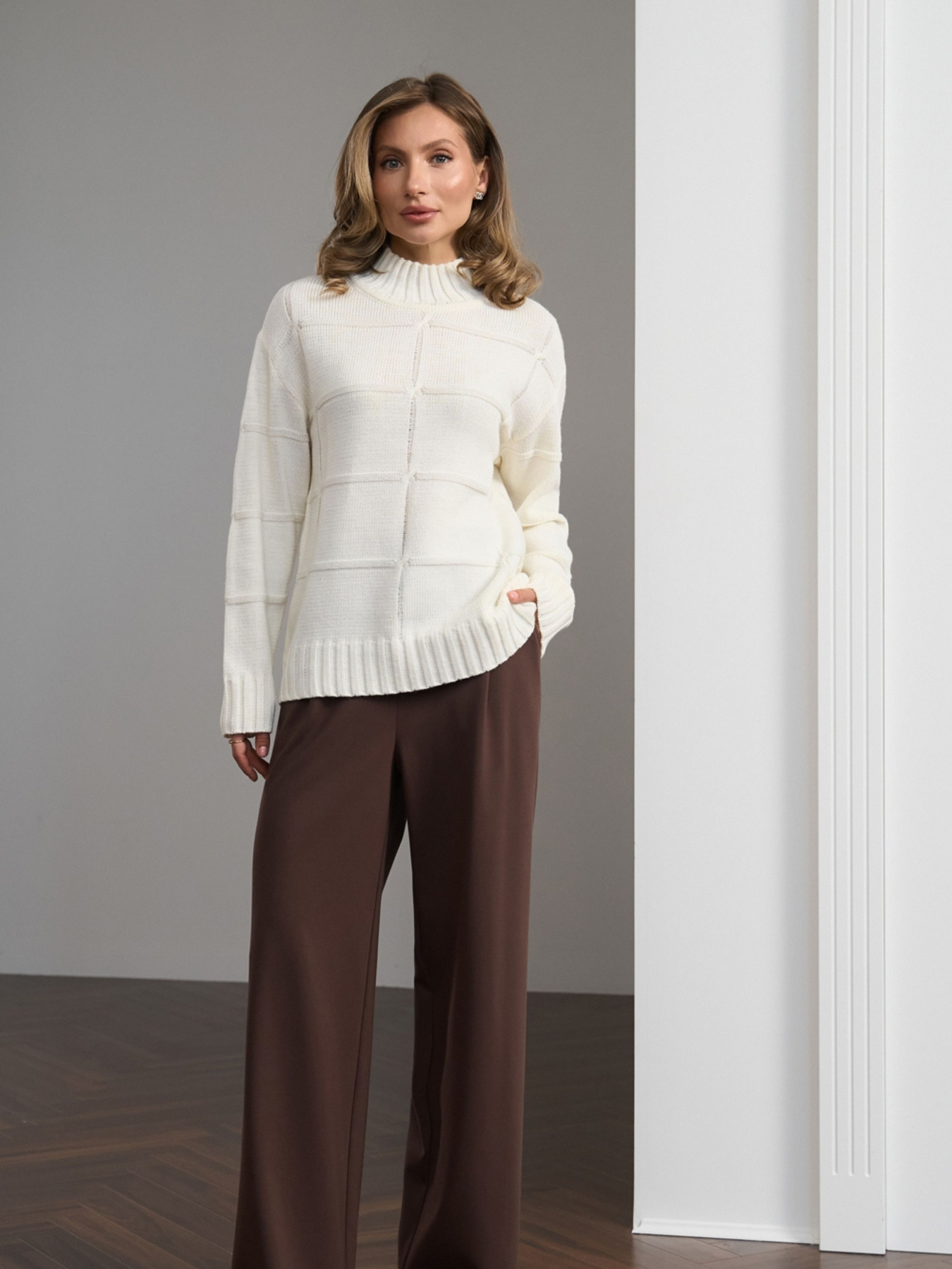 Свитер TrikoBakh модель 2804-molochnij Свитер TrikoBakh модель 2804-molochnij Фото